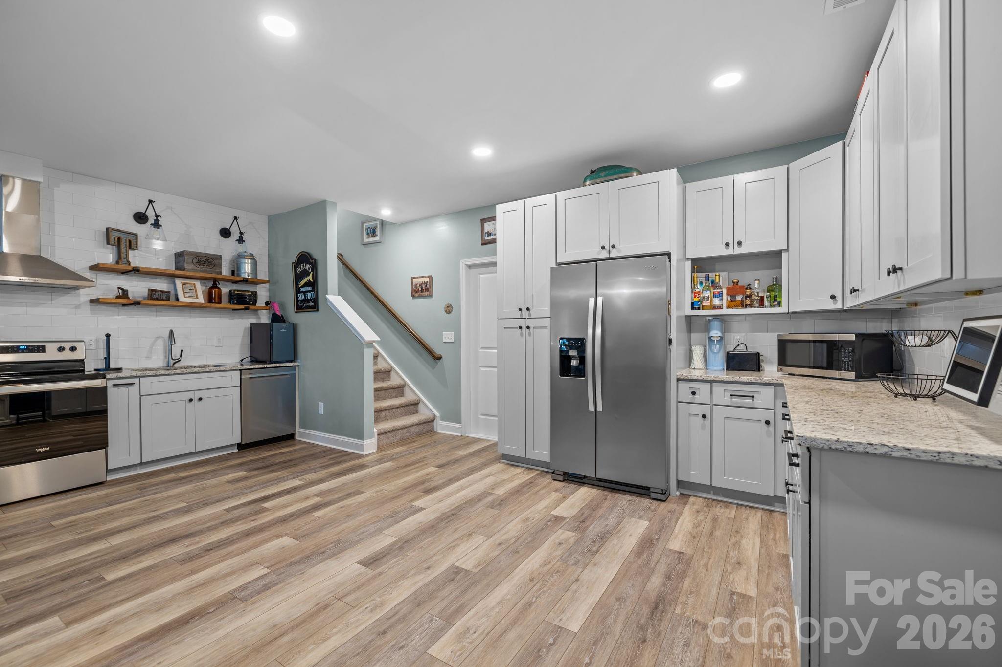 234 Boxelder Road — Clover