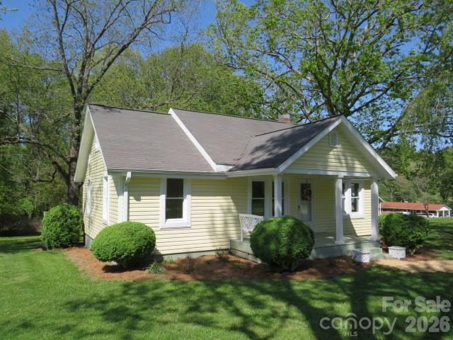736 Country Club Drive — State Road