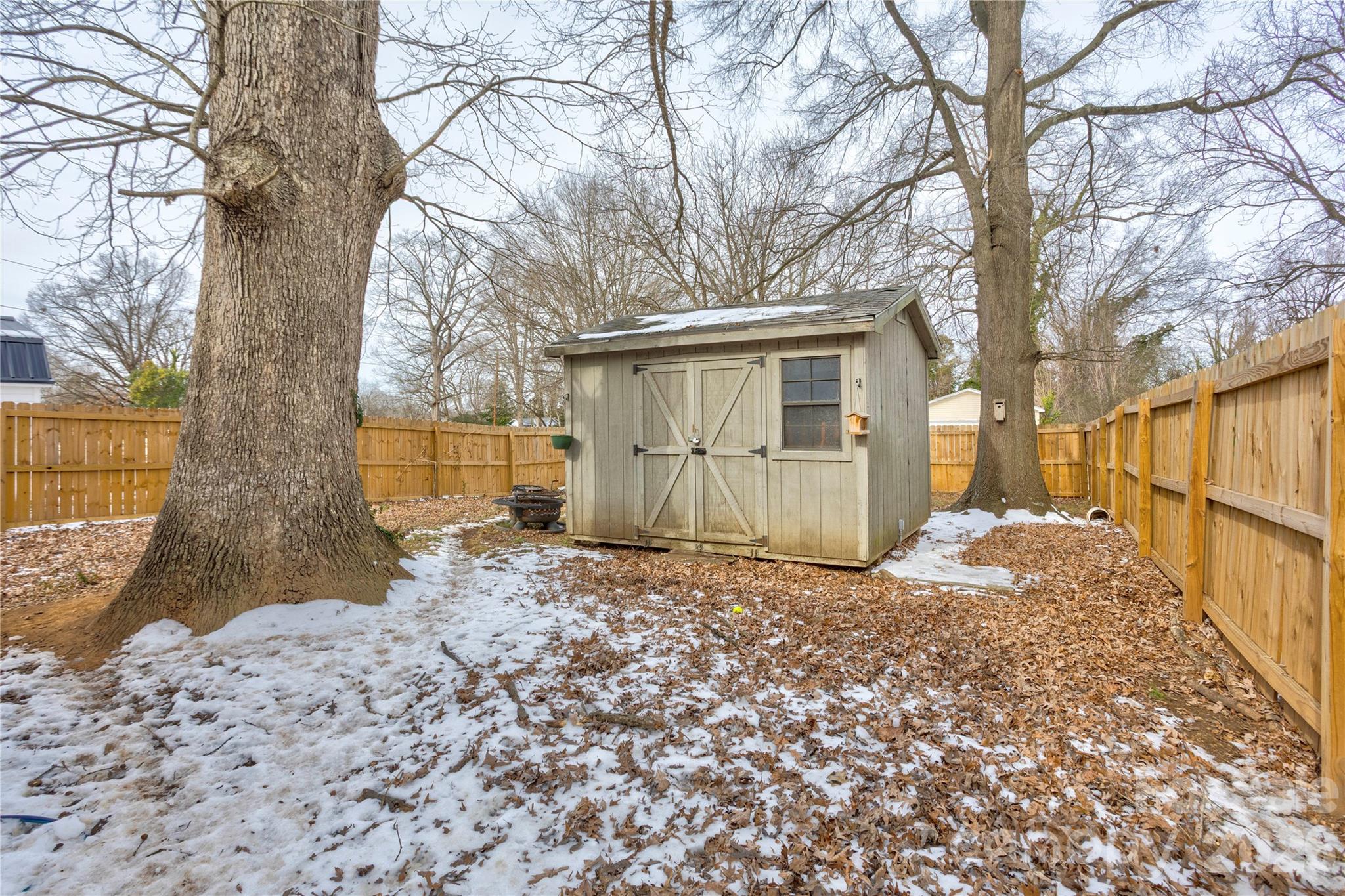 402 N Salisbury Avenue — Spencer