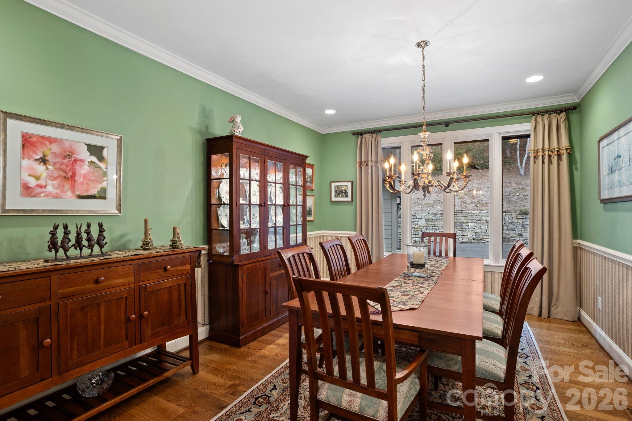 175 Overlook Drive — Flat Rock