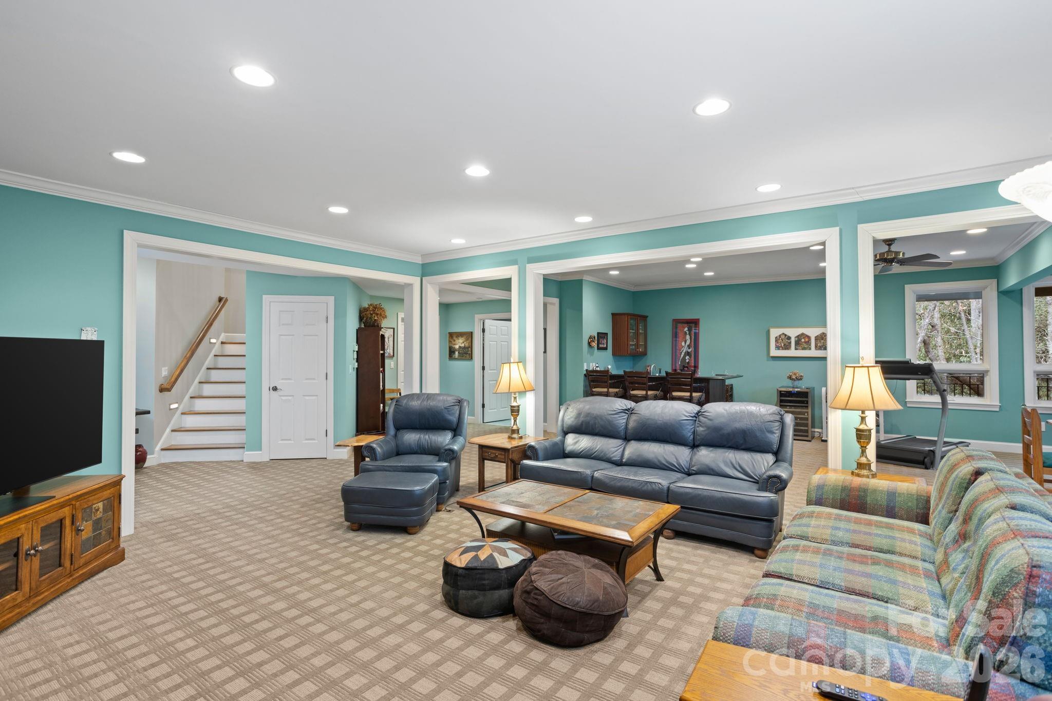175 Overlook Drive — Flat Rock