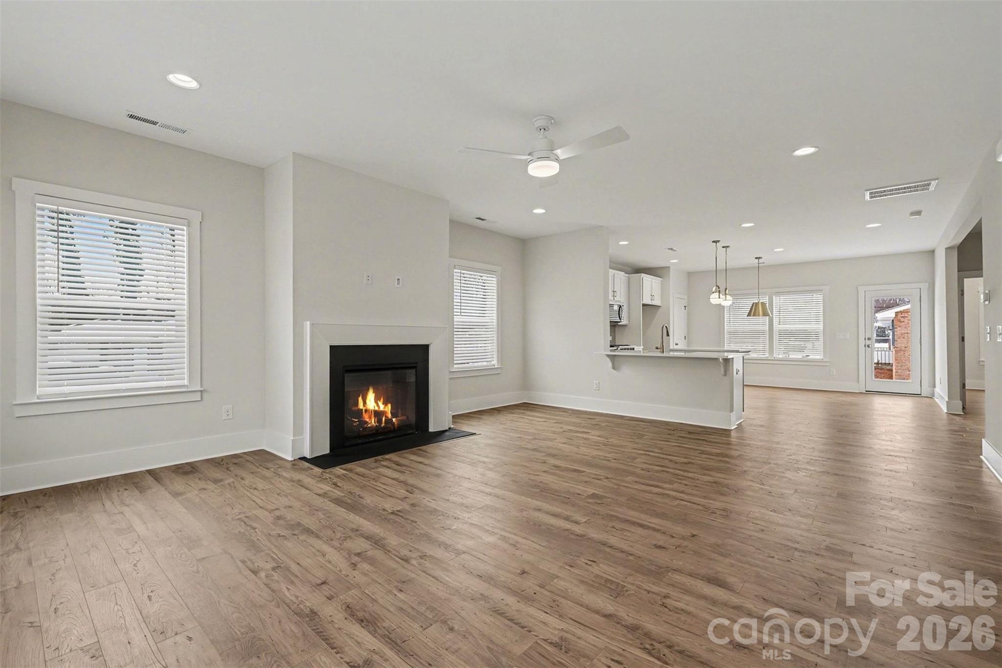 4768 Americana Avenue — Charlotte