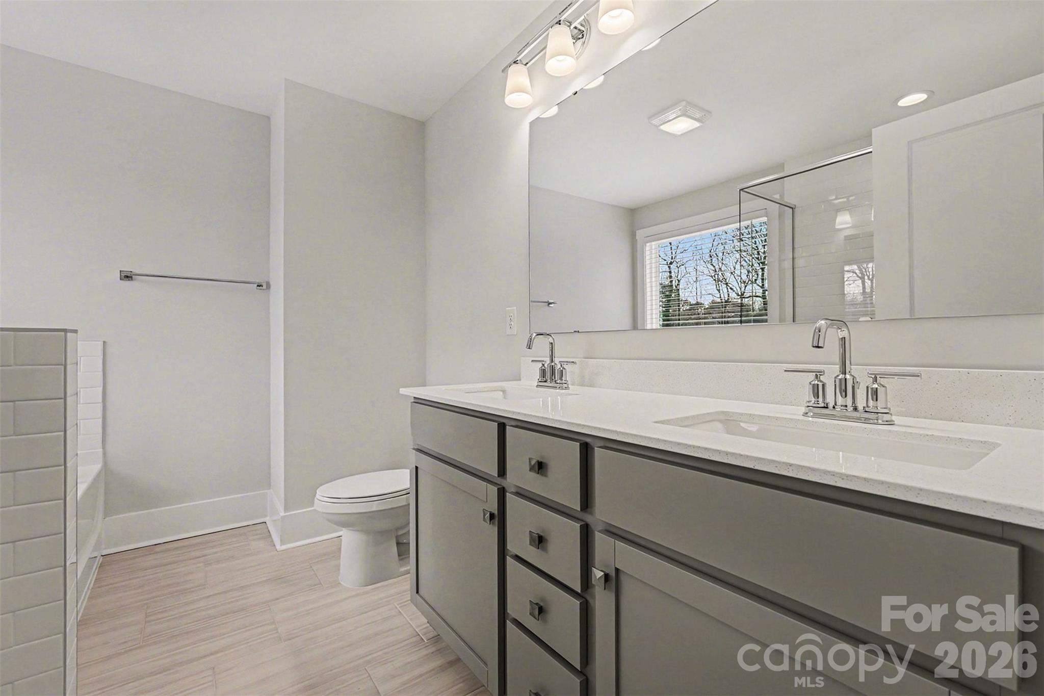 4768 Americana Avenue — Charlotte