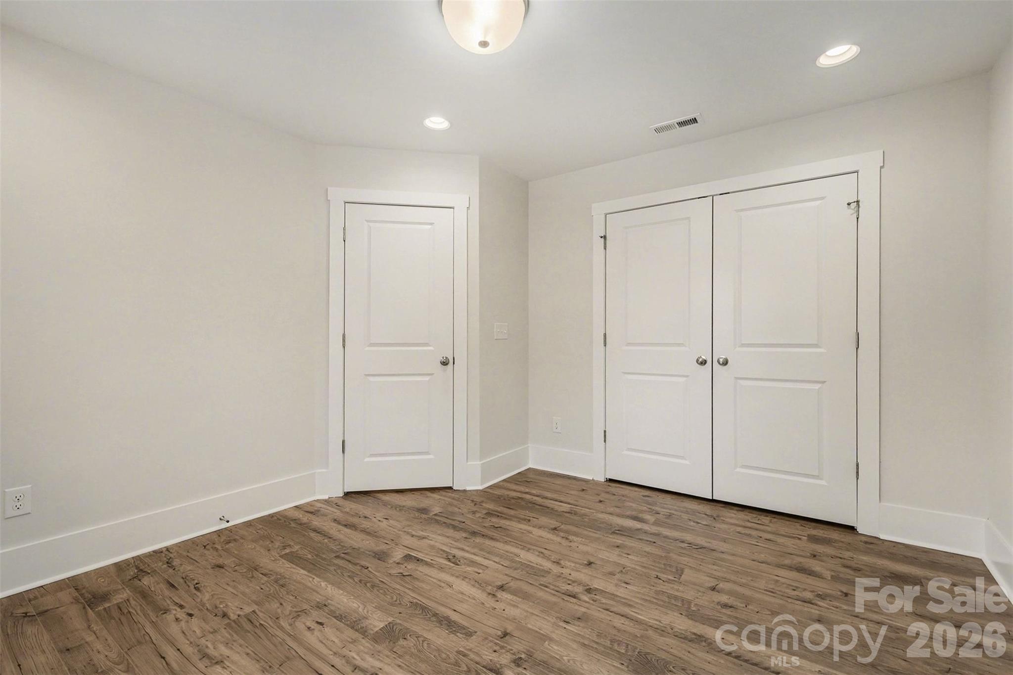 4768 Americana Avenue — Charlotte