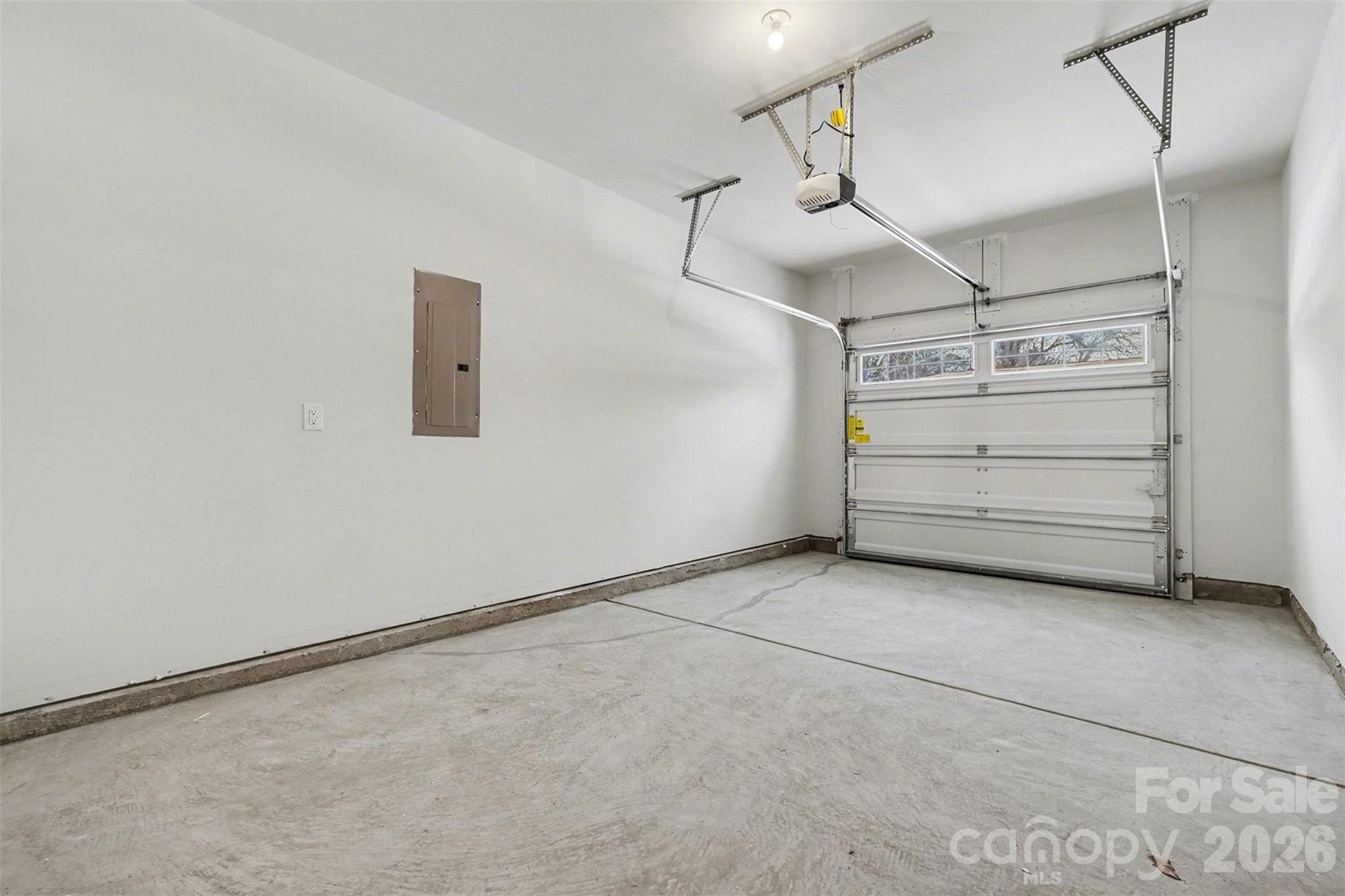 4768 Americana Avenue — Charlotte