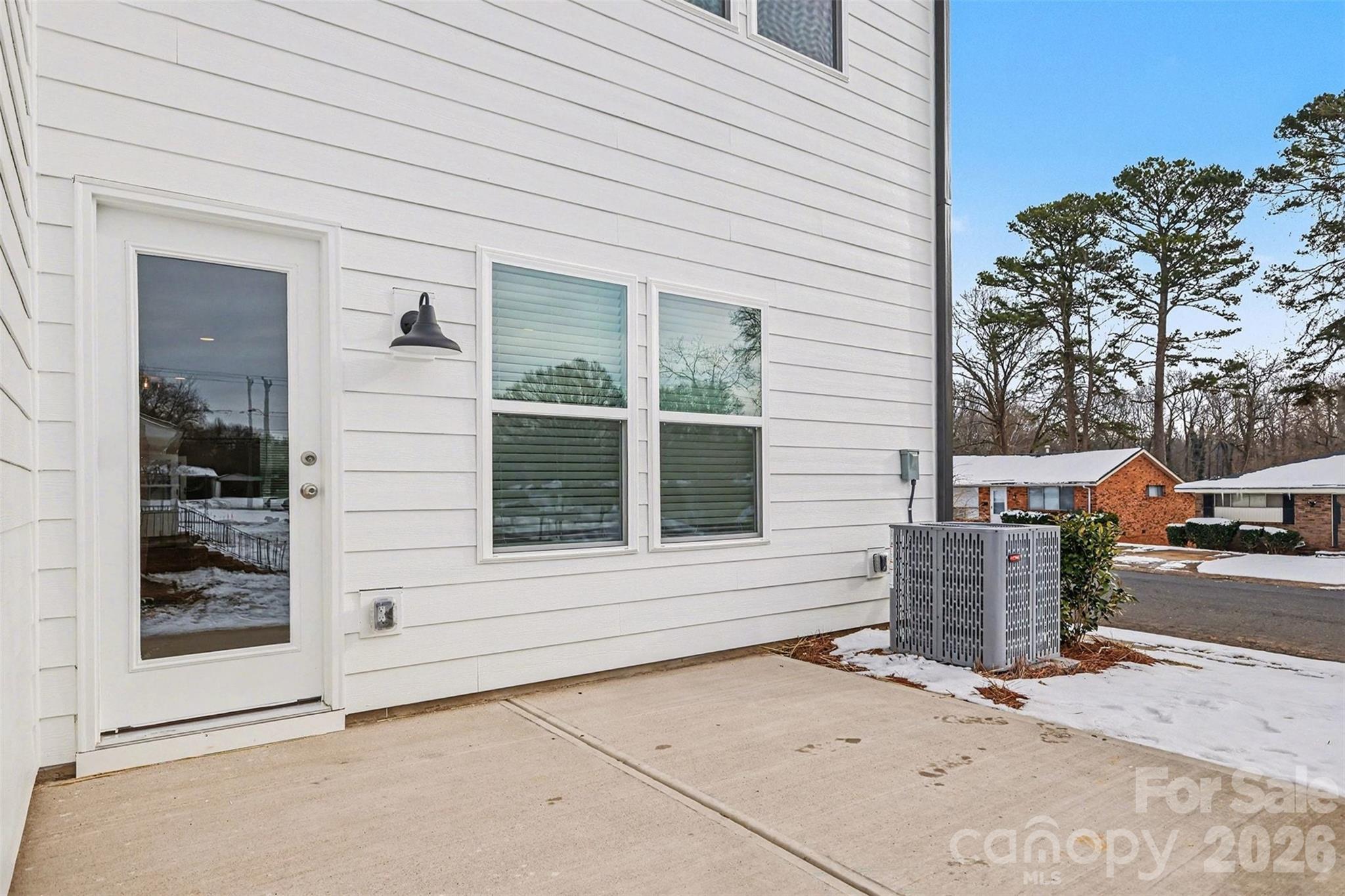 4768 Americana Avenue — Charlotte