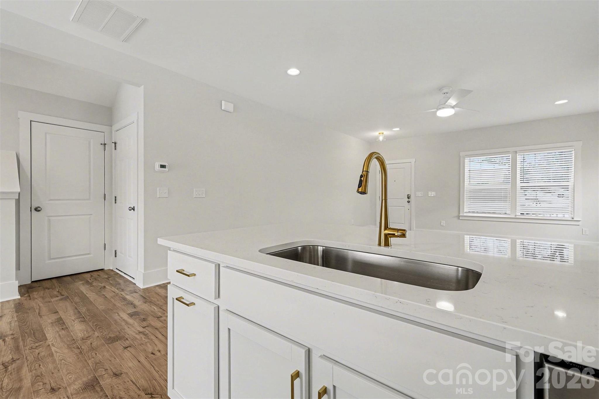 4768 Americana Avenue — Charlotte