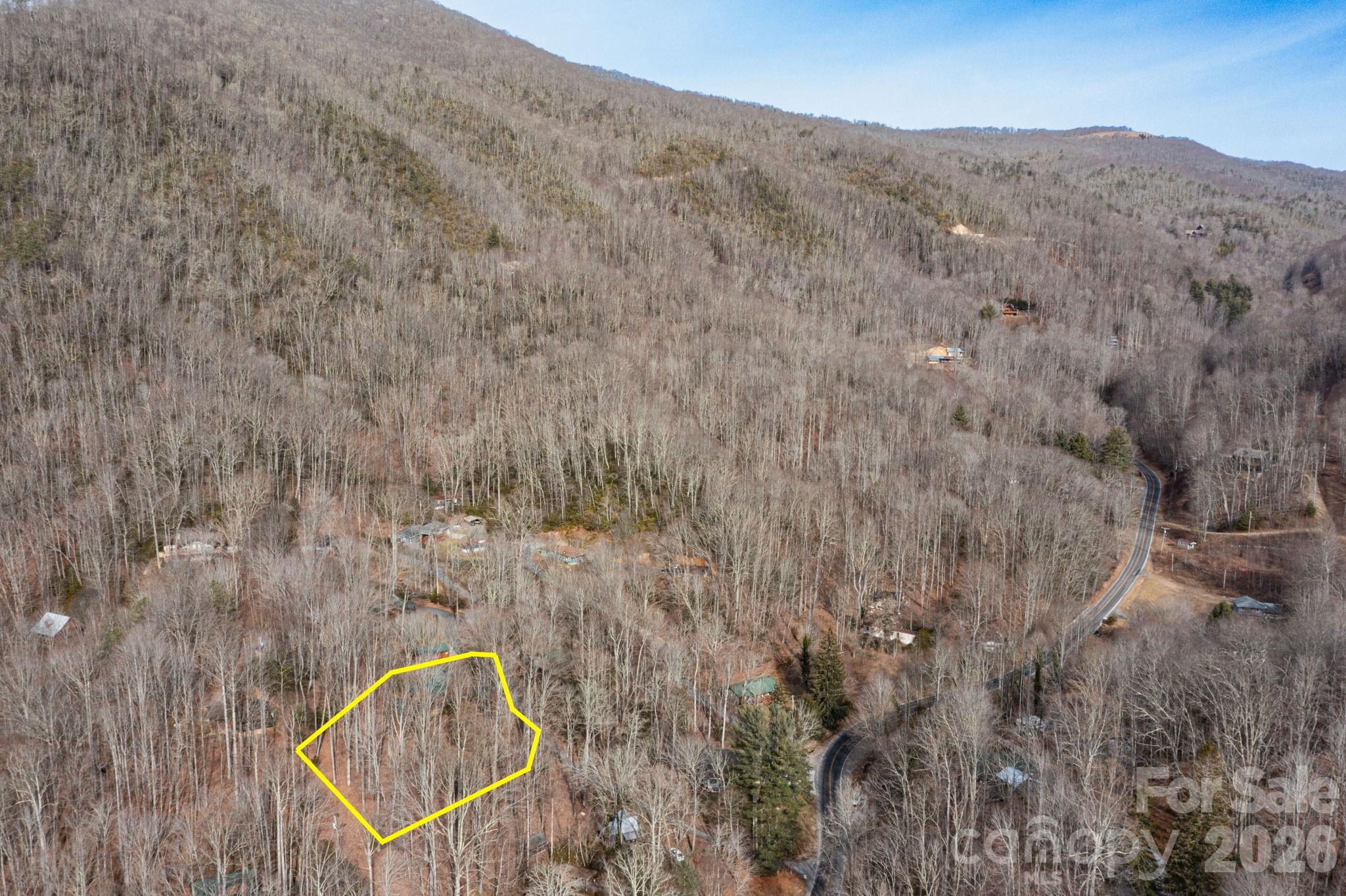 71 Honeymoon Lane — Maggie Valley