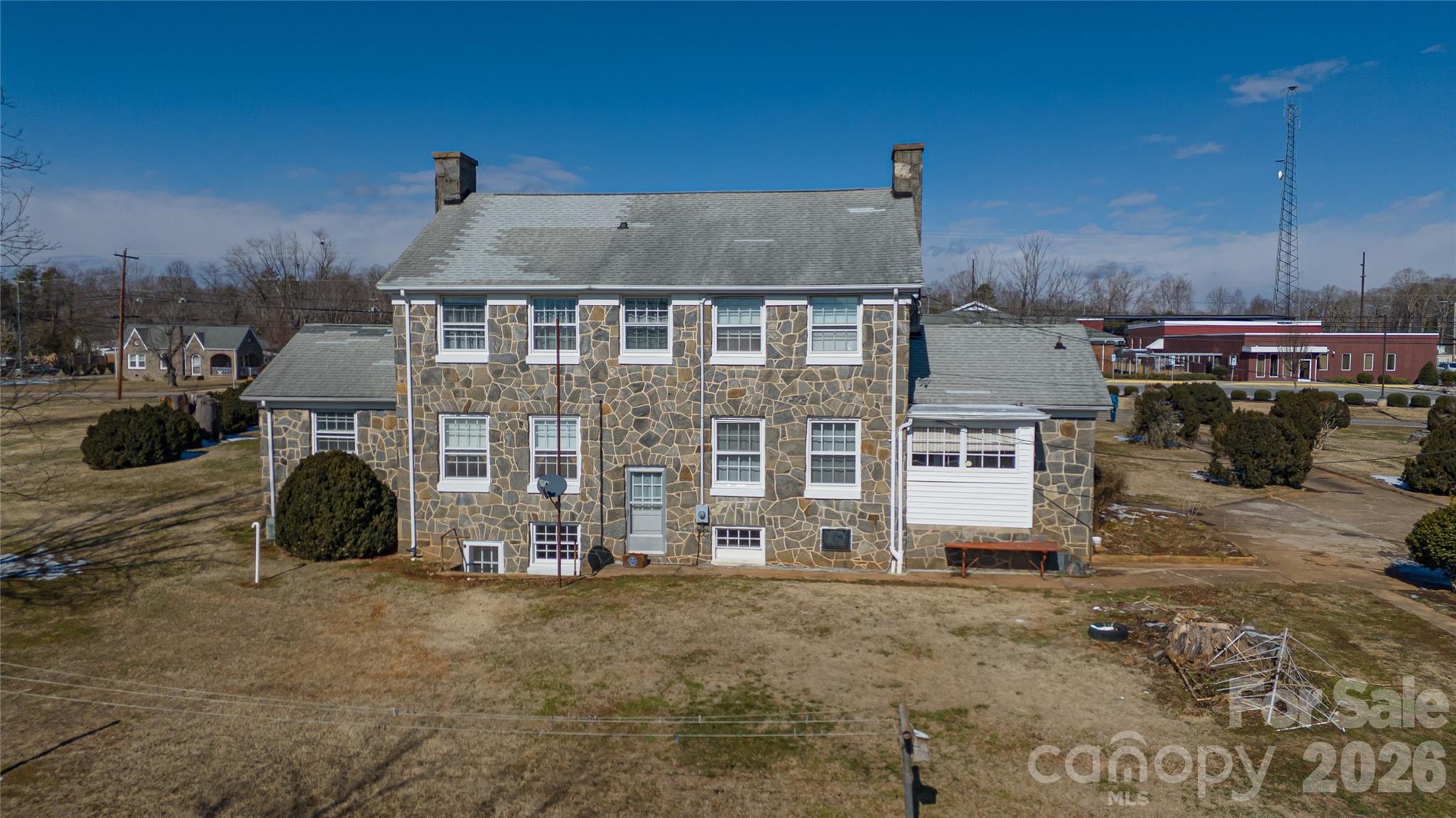 615 Carbon City Road — Morganton