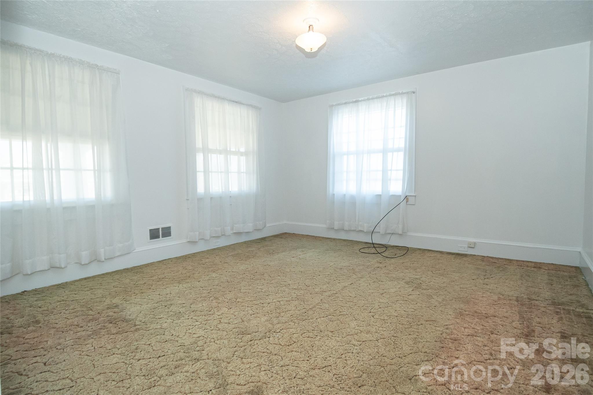 615 Carbon City Road — Morganton