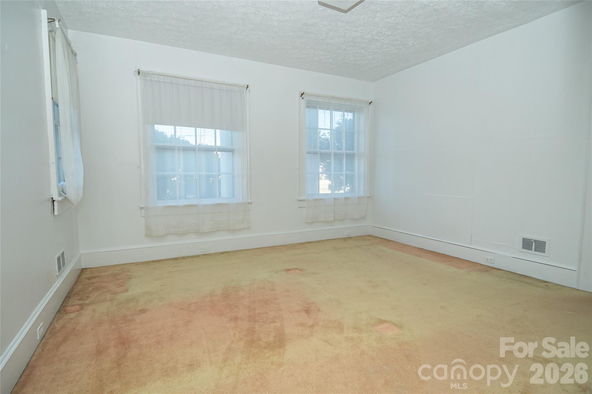 615 Carbon City Road — Morganton