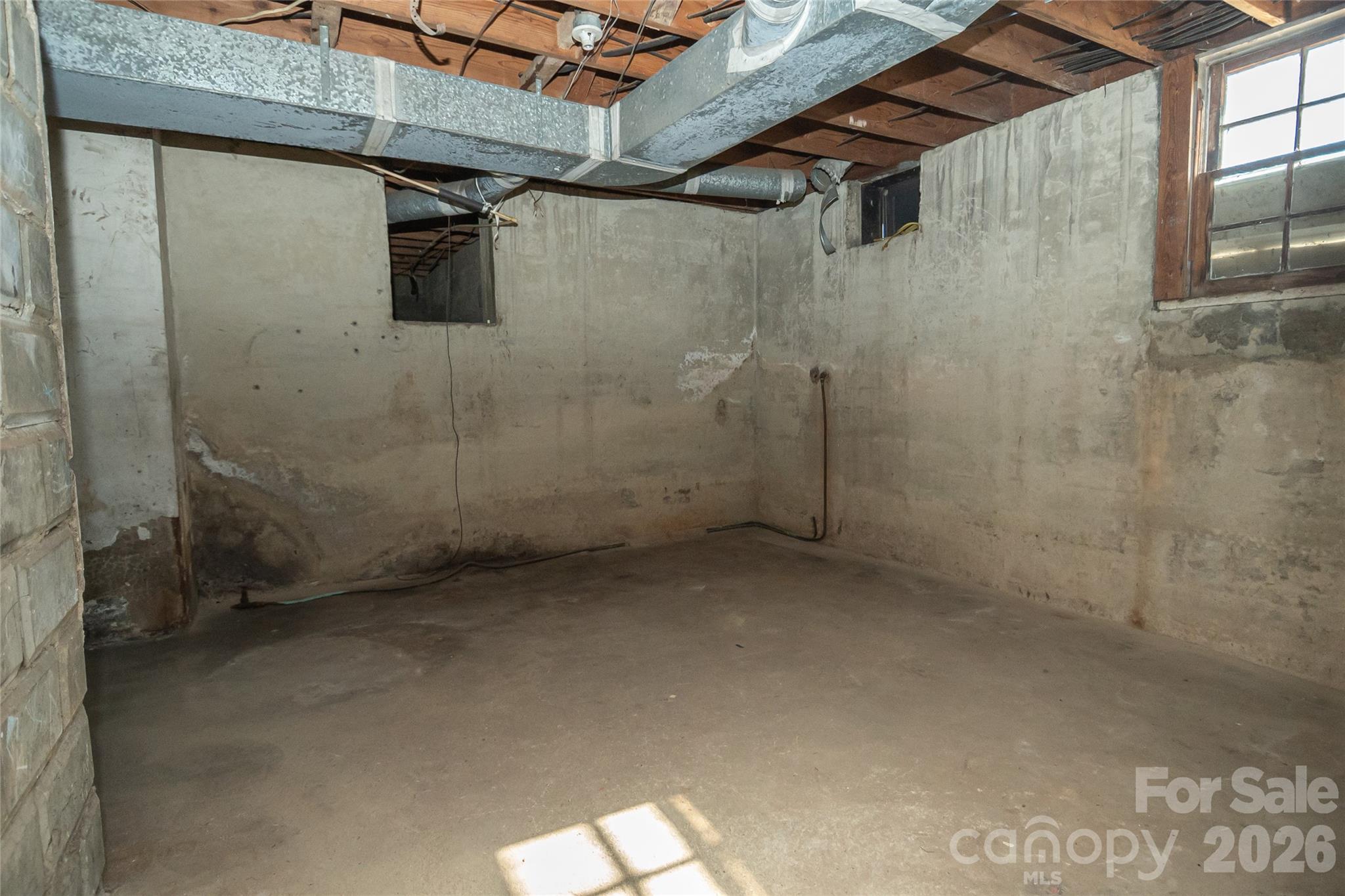 615 Carbon City Road — Morganton
