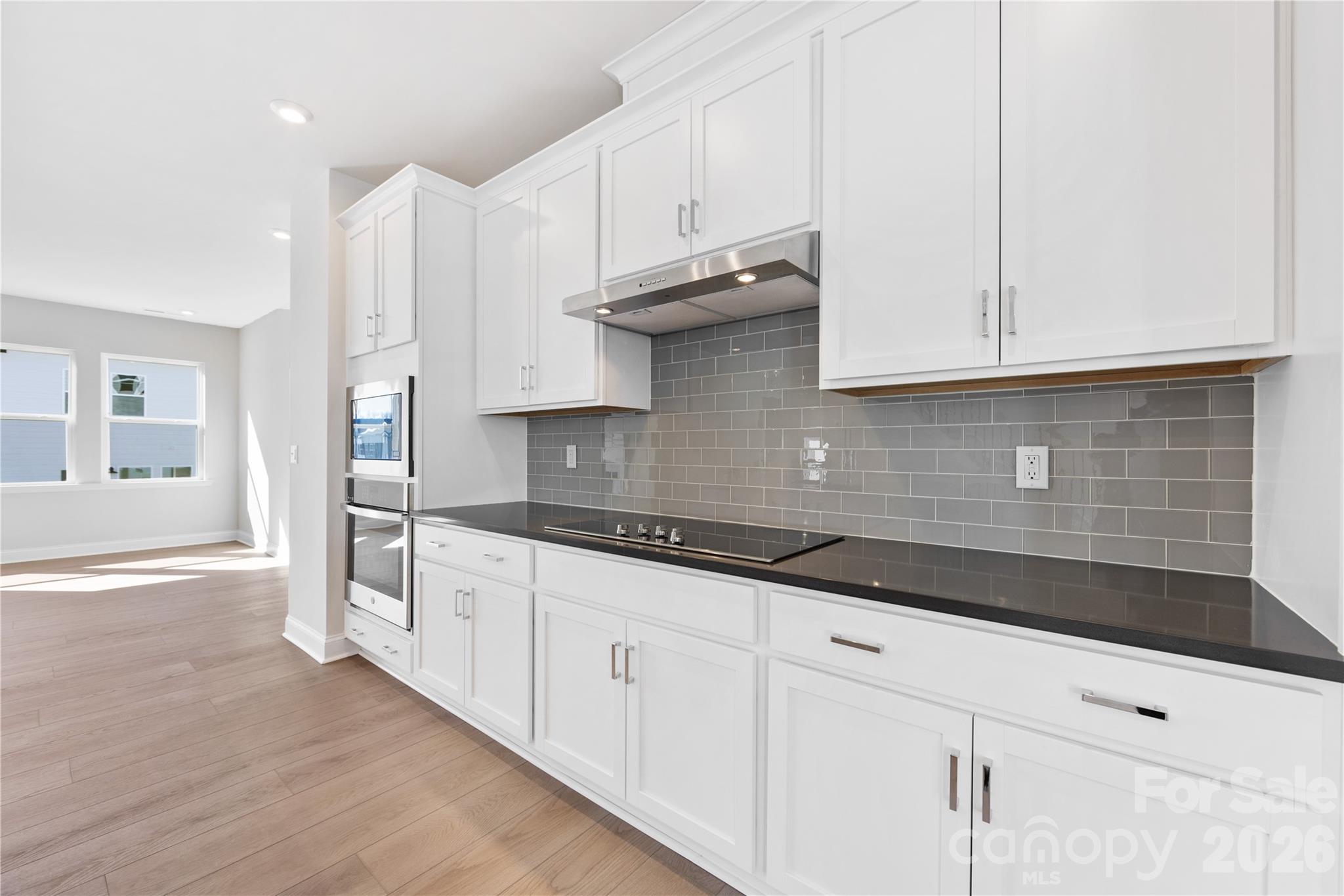 905 Archway Lane — Charlotte