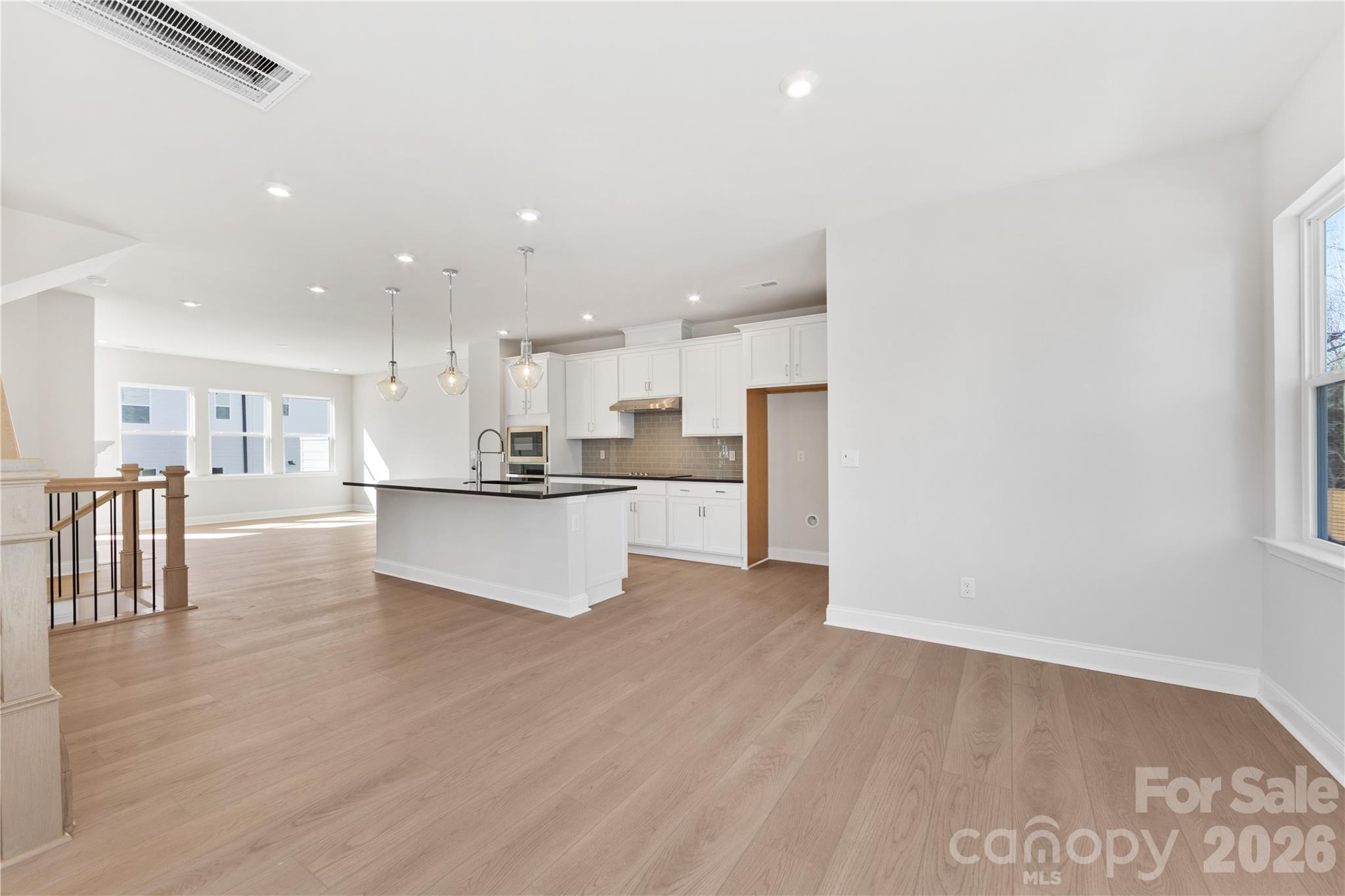 905 Archway Lane — Charlotte