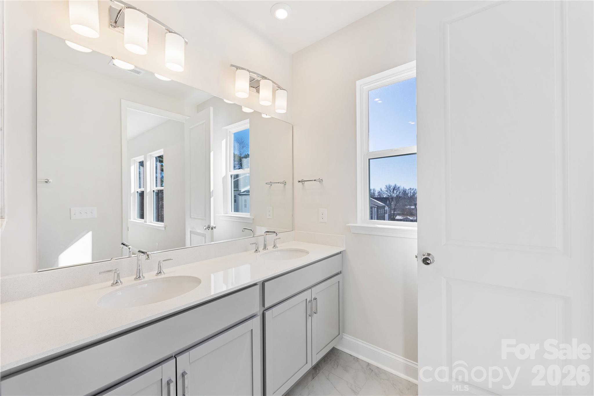 905 Archway Lane — Charlotte