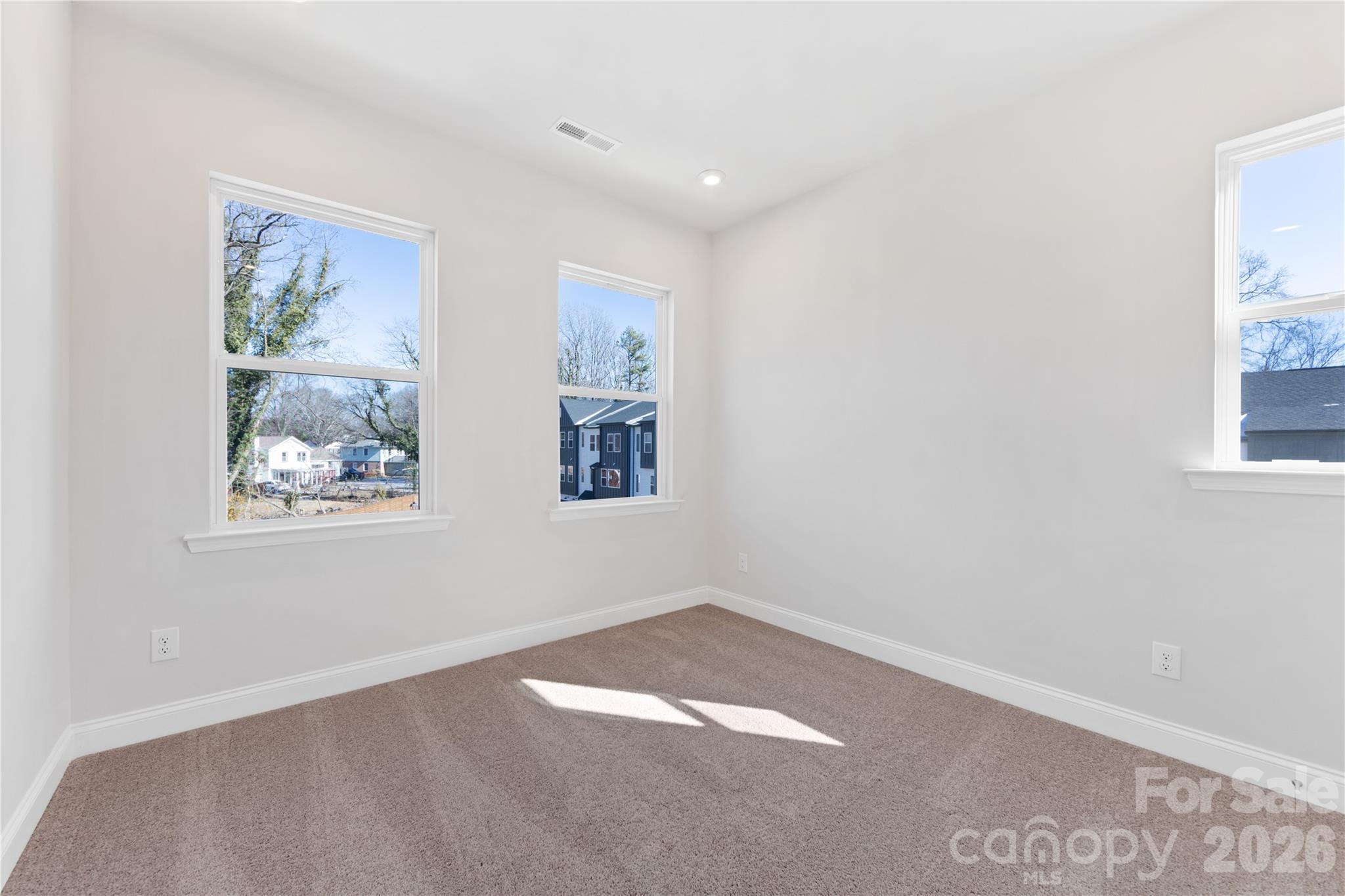 905 Archway Lane — Charlotte