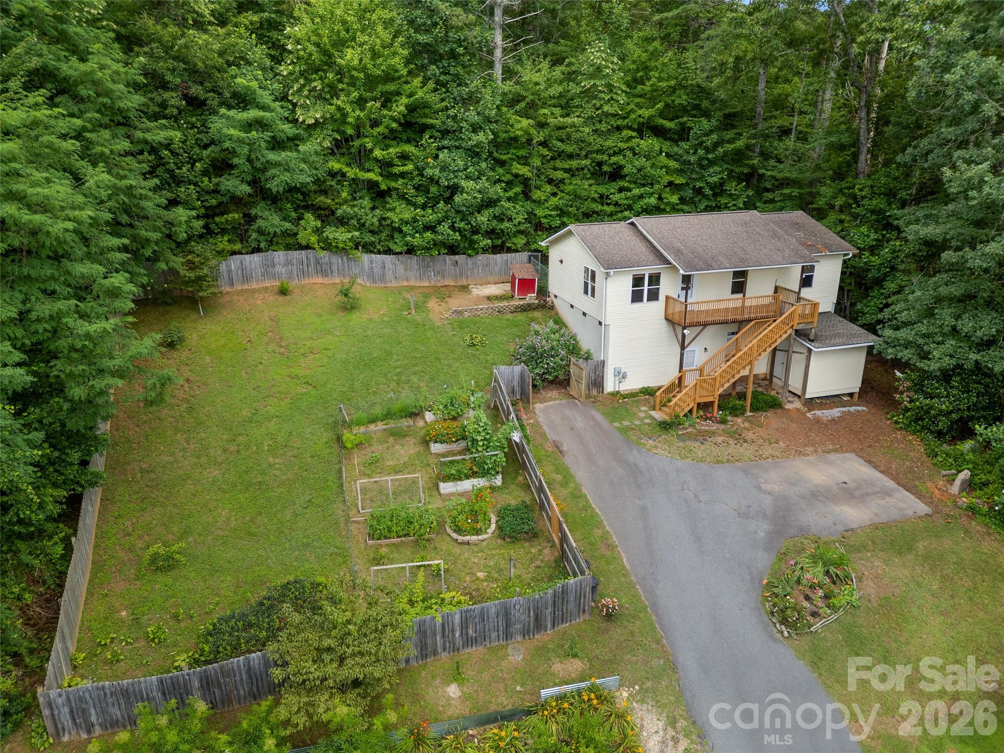 96 Habitat Way — Brevard