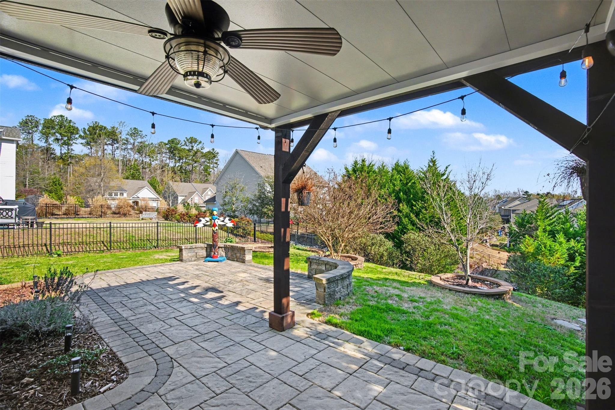 2013 Fuschia Court — Tega Cay