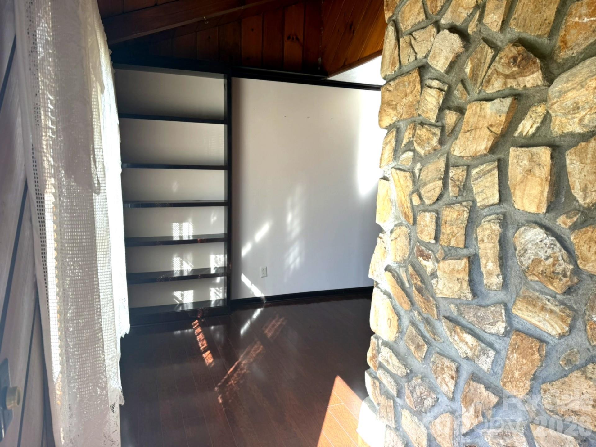 14 Stonelake Drive — Granite Falls