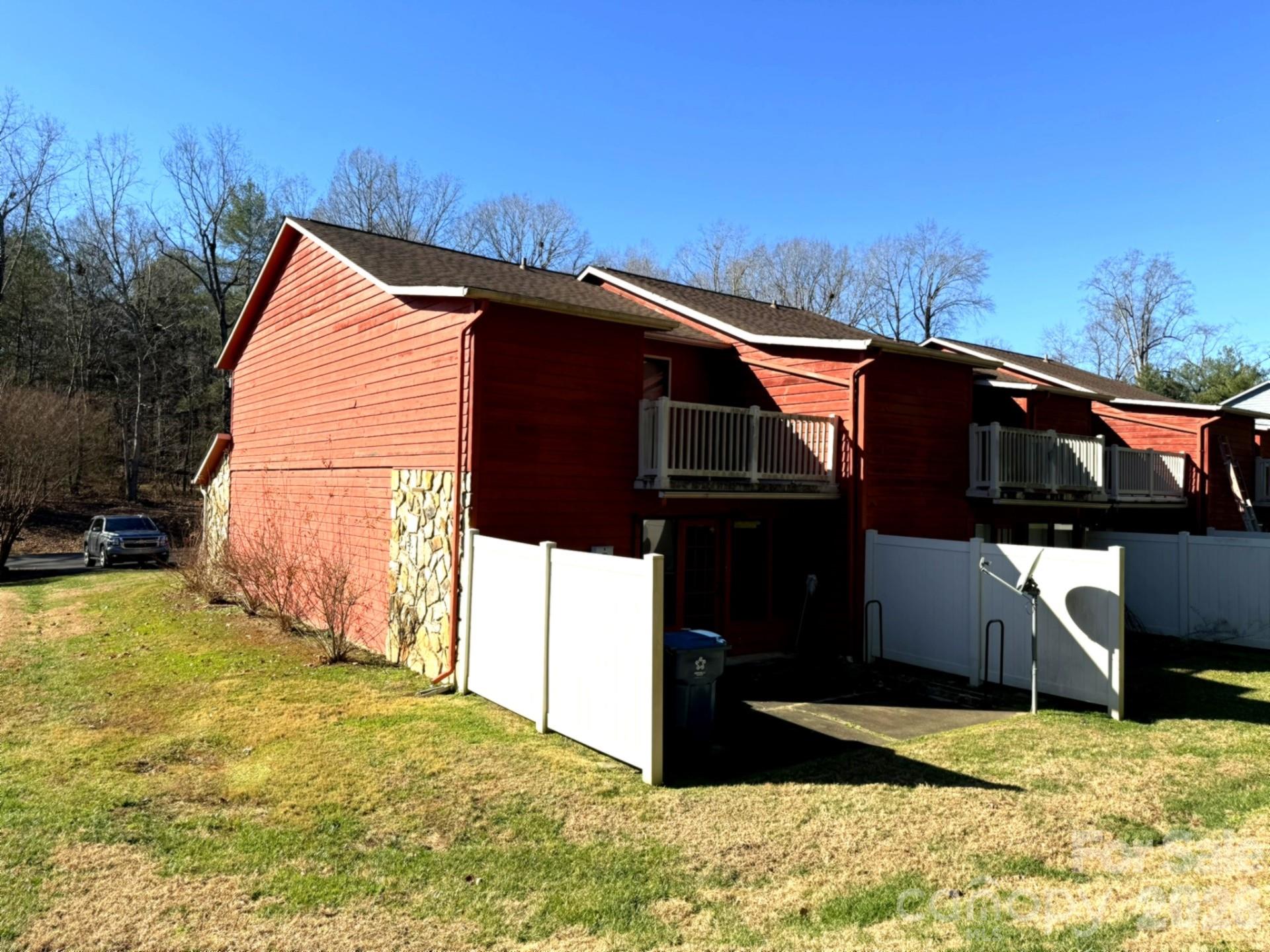 14 Stonelake Drive — Granite Falls