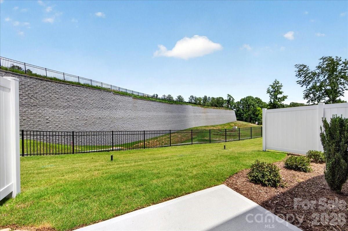 604 Webster Lane — Cramerton