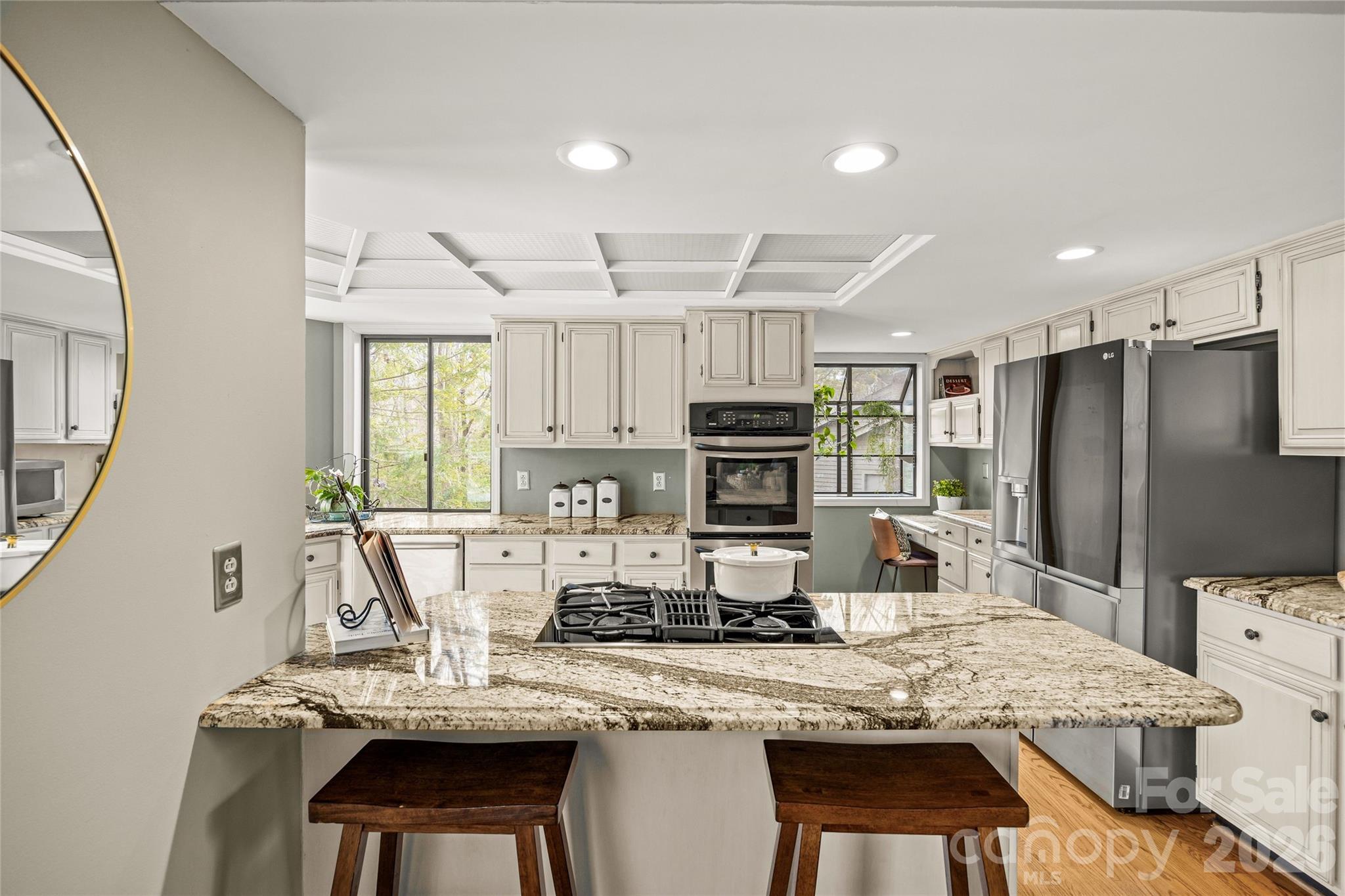 9562 Hunting Court — Matthews