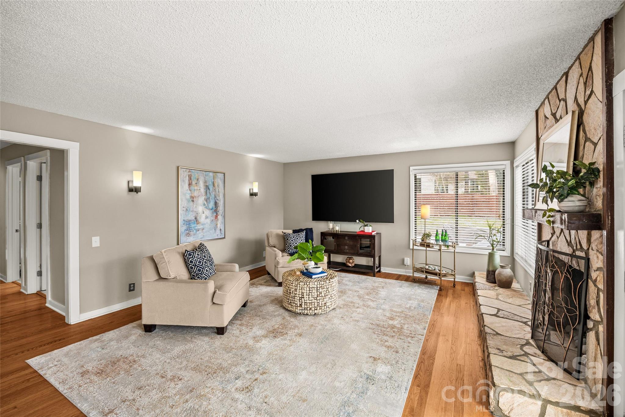 9562 Hunting Court — Matthews