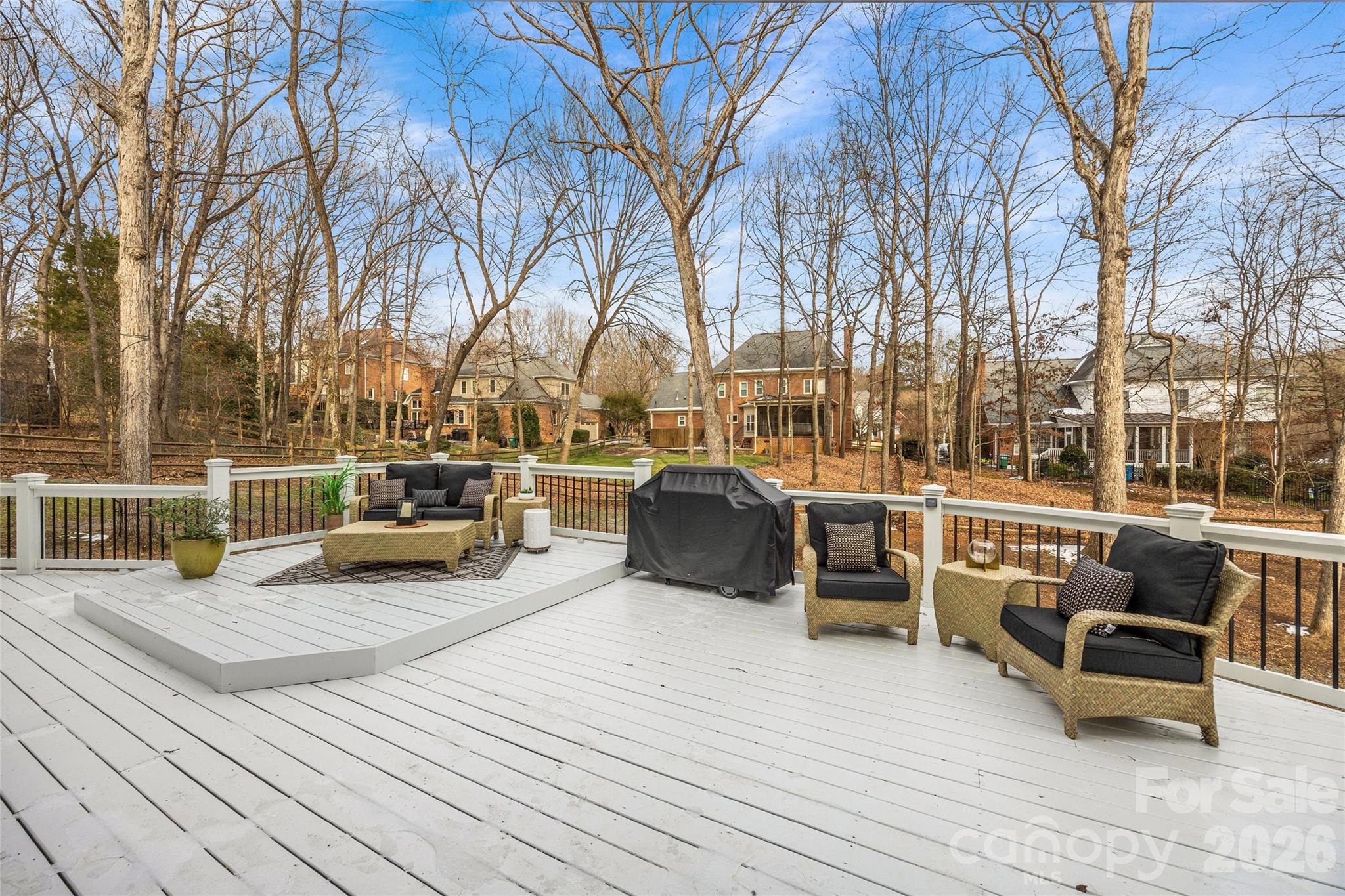 9562 Hunting Court — Matthews