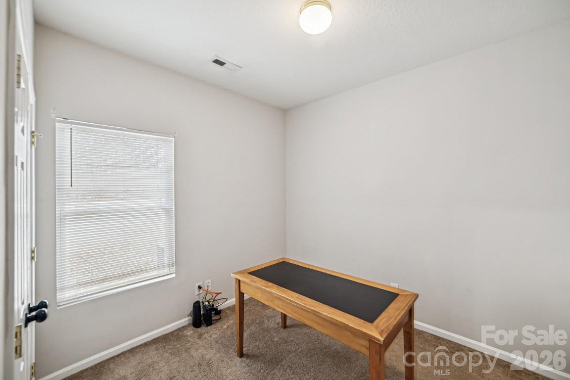 2731 Meadow Knoll Drive — Charlotte