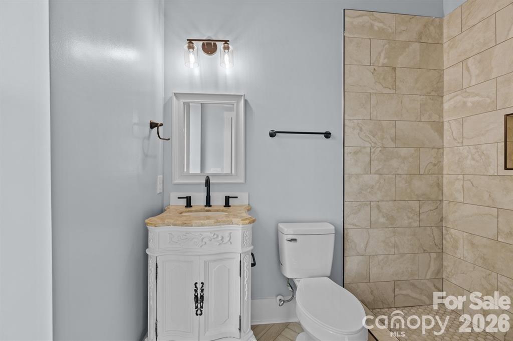 204 W Wade Street — Wadesboro