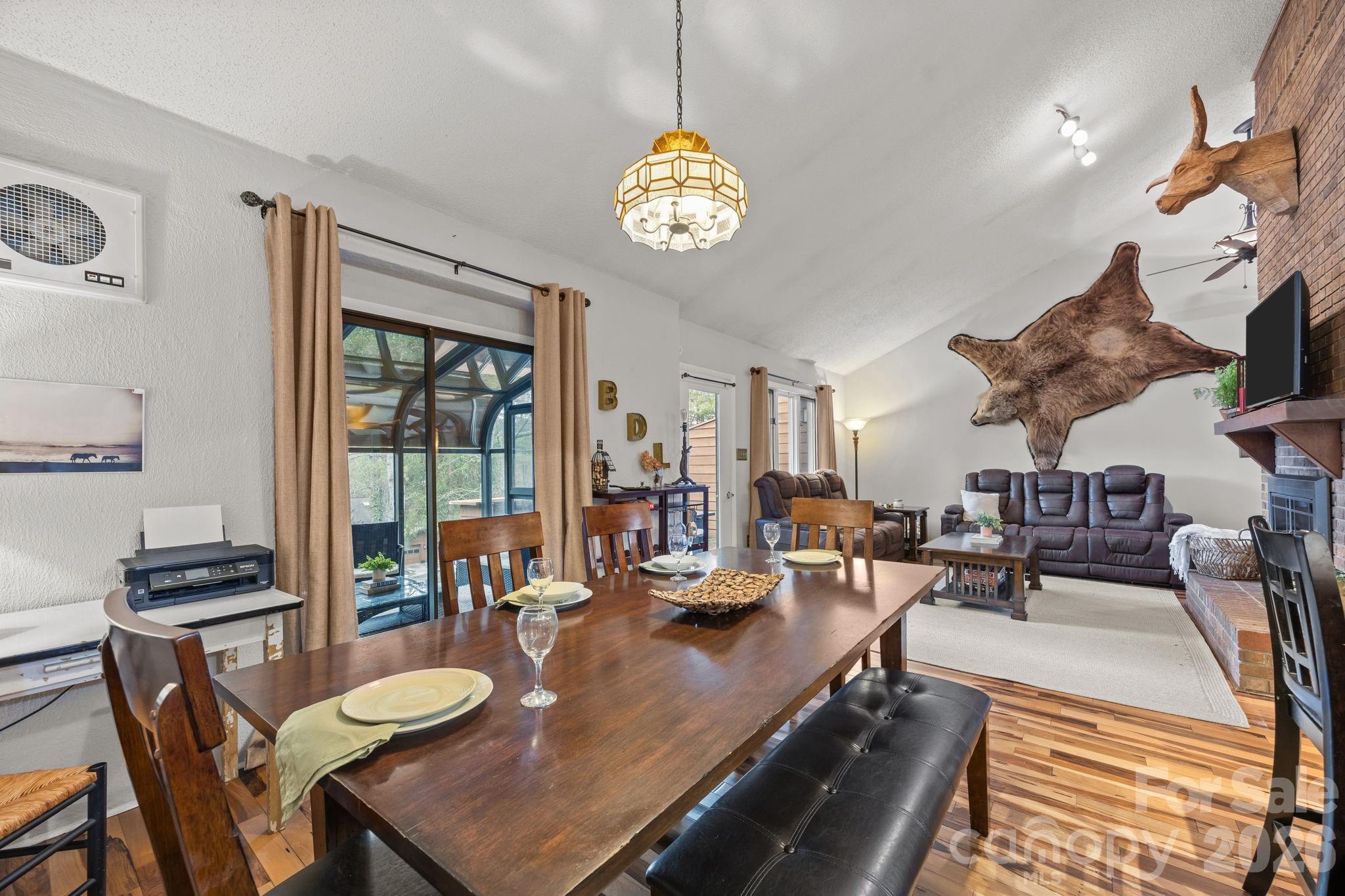 501 Woodfield Drive — Asheville