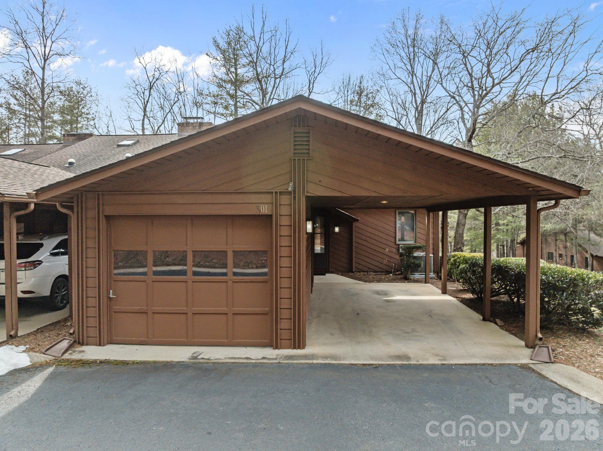 501 Woodfield Drive — Asheville