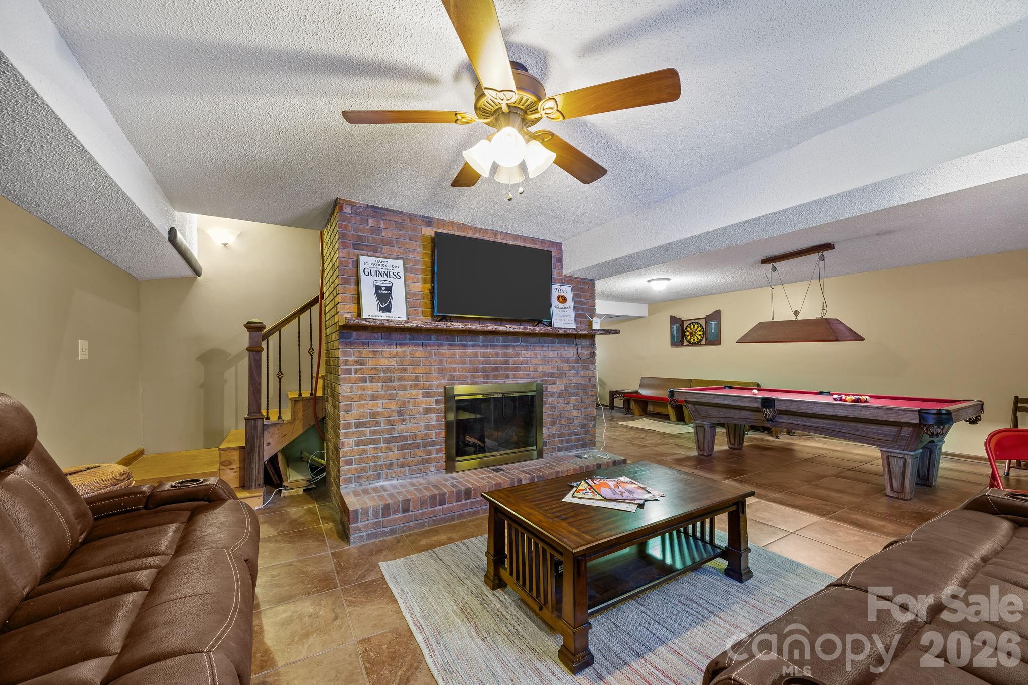 501 Woodfield Drive — Asheville