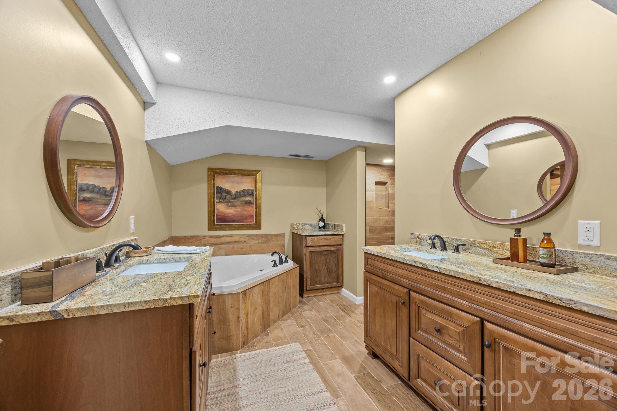501 Woodfield Drive — Asheville