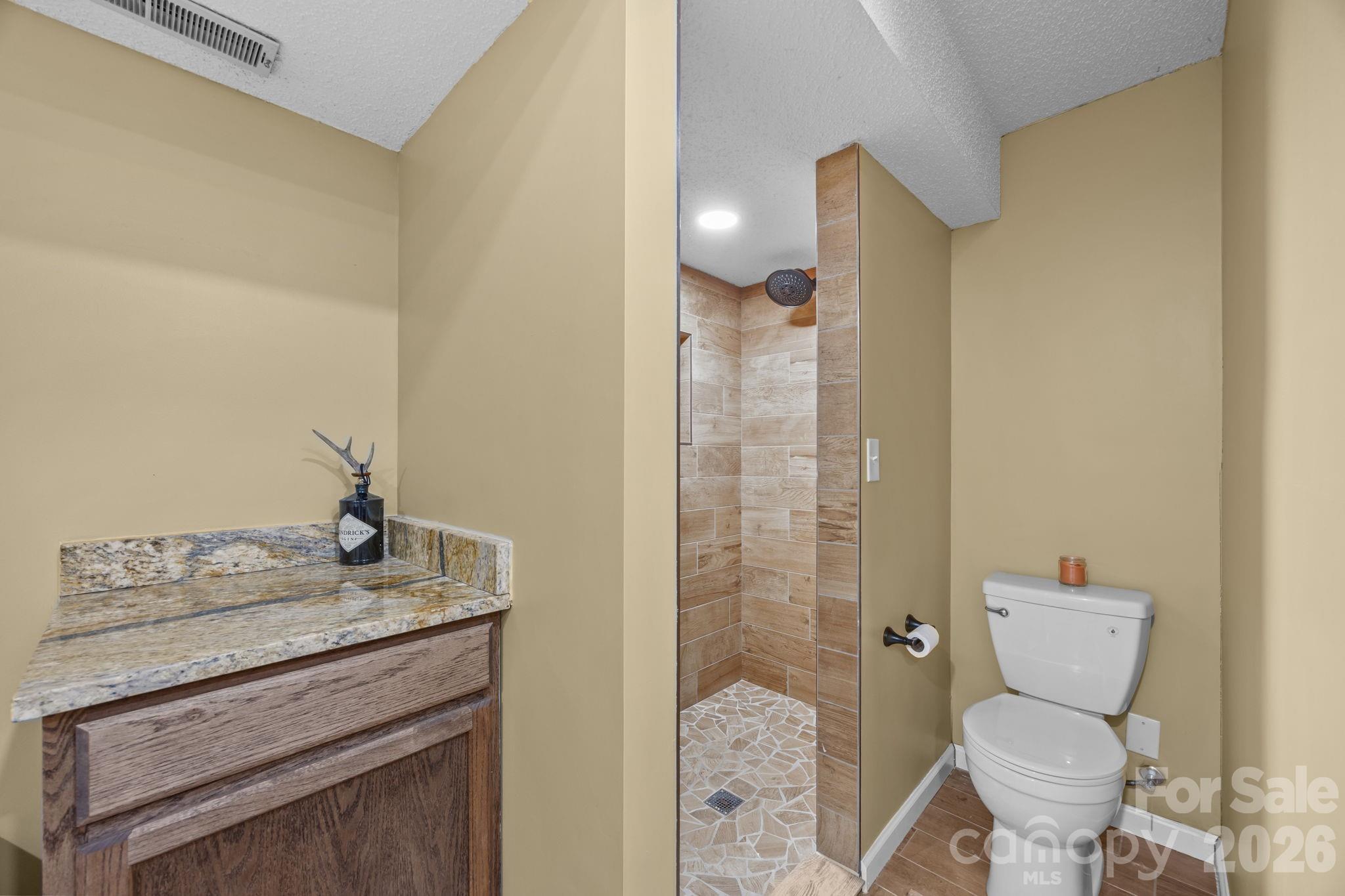 501 Woodfield Drive — Asheville