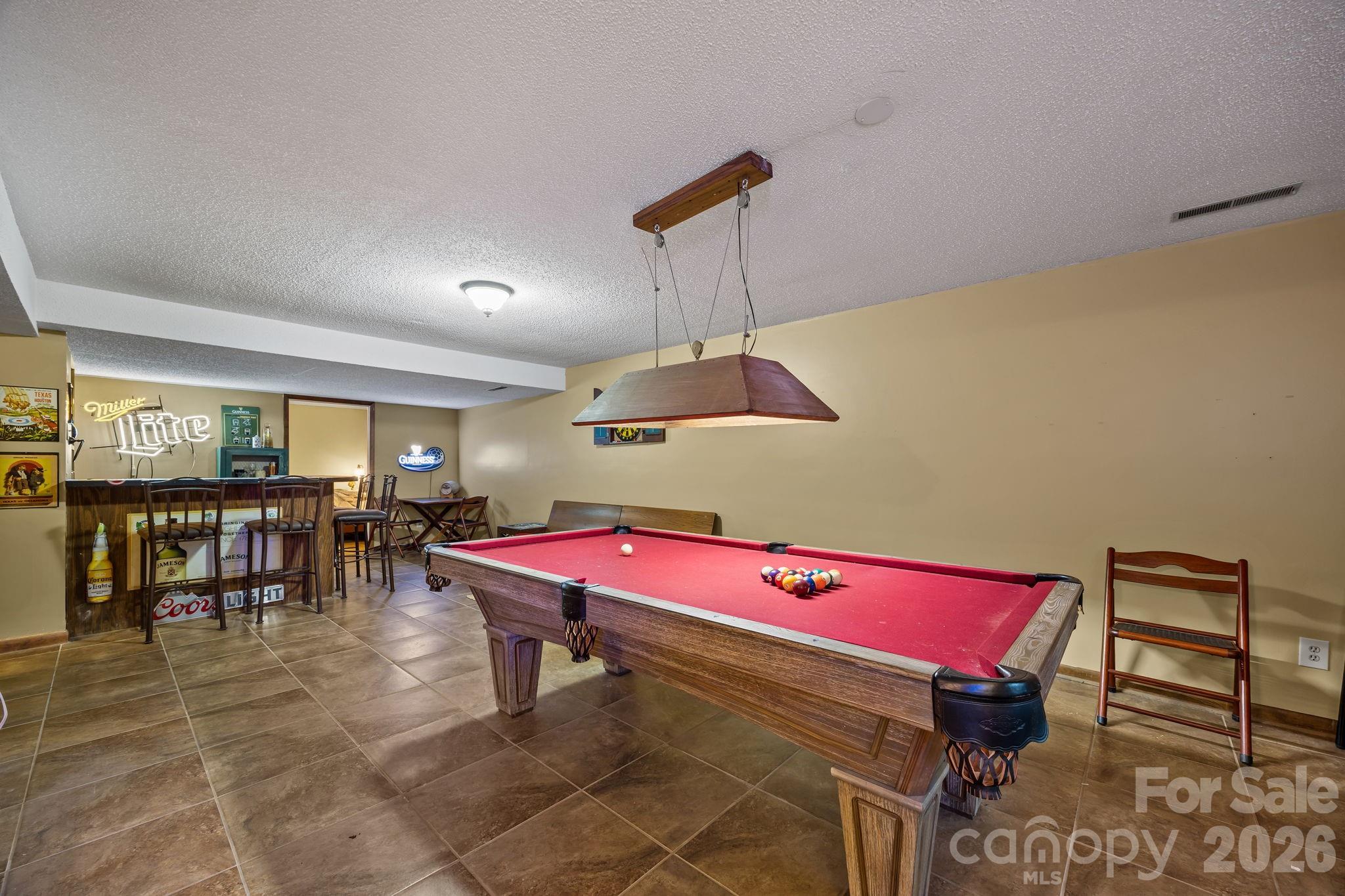 501 Woodfield Drive — Asheville