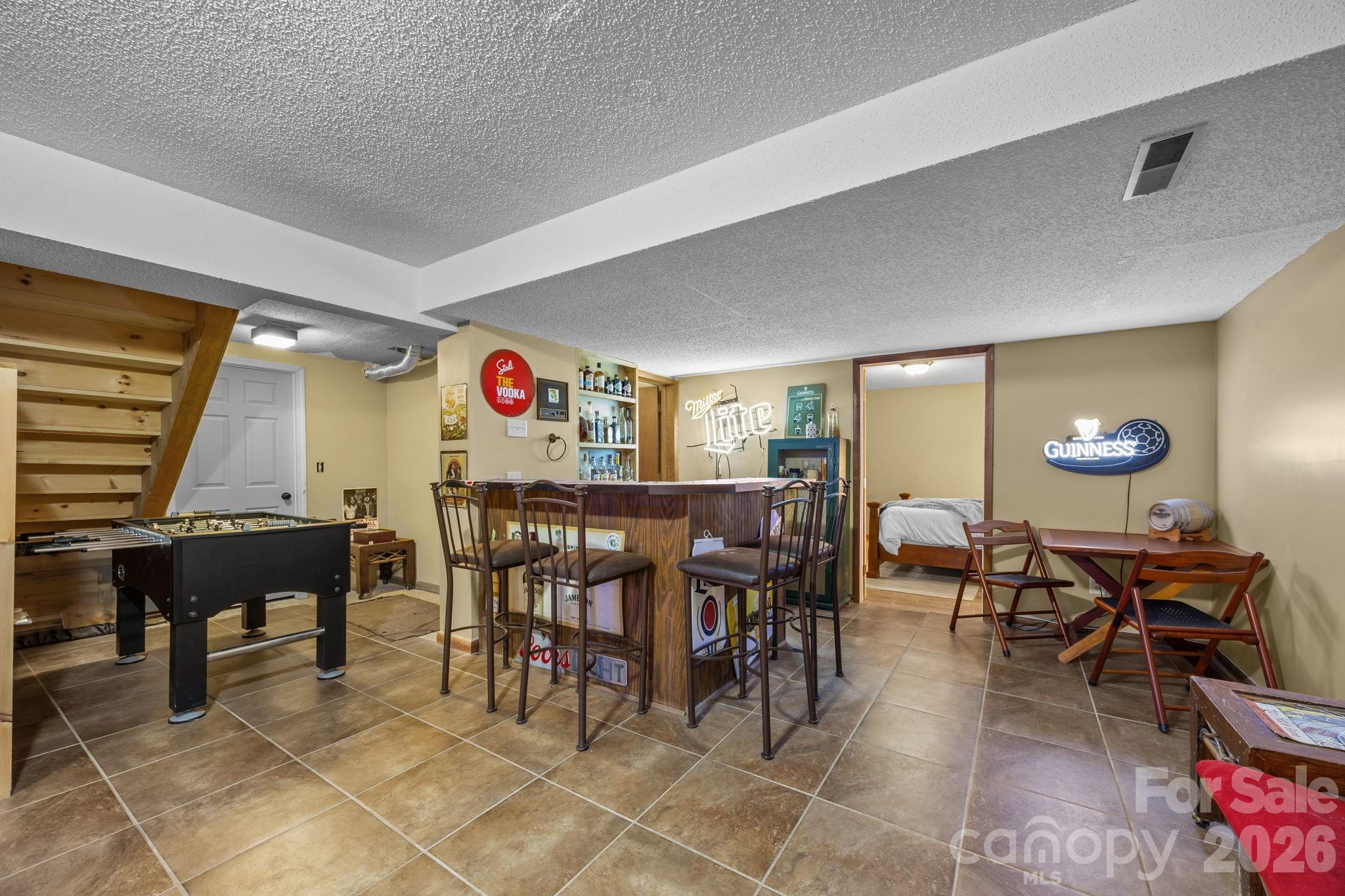 501 Woodfield Drive — Asheville