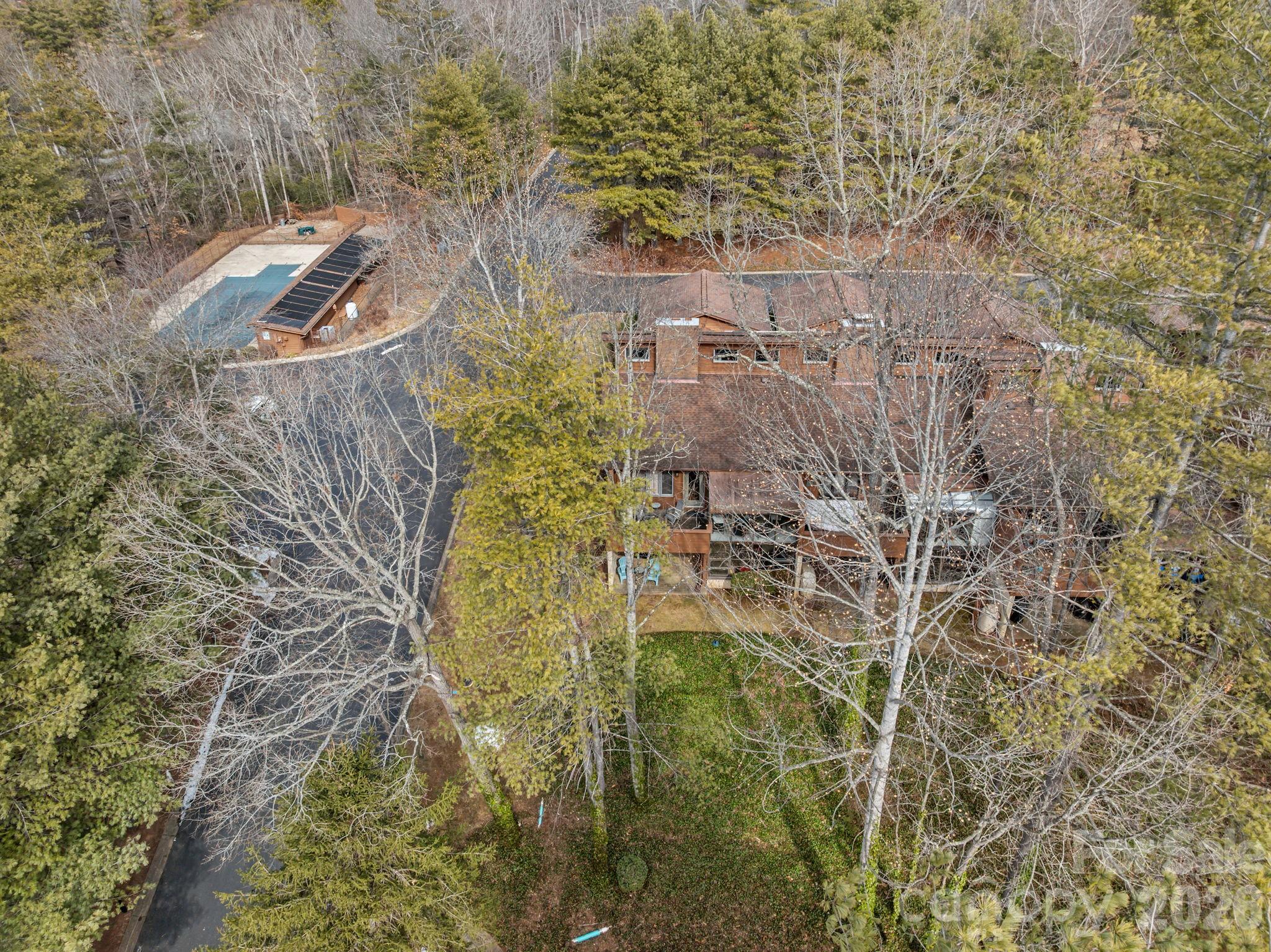 501 Woodfield Drive — Asheville