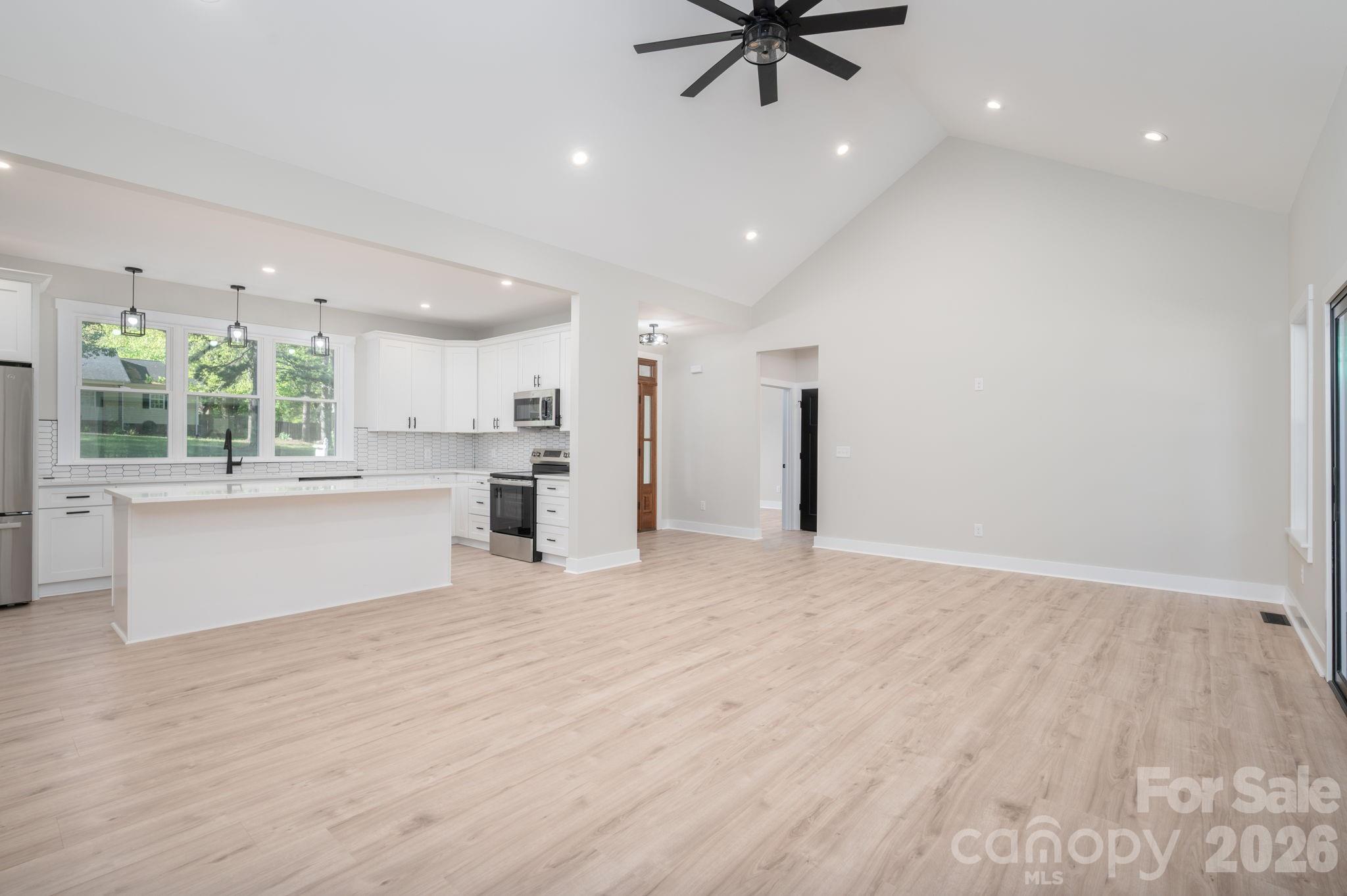 110 Johnson Lane — Cherryville