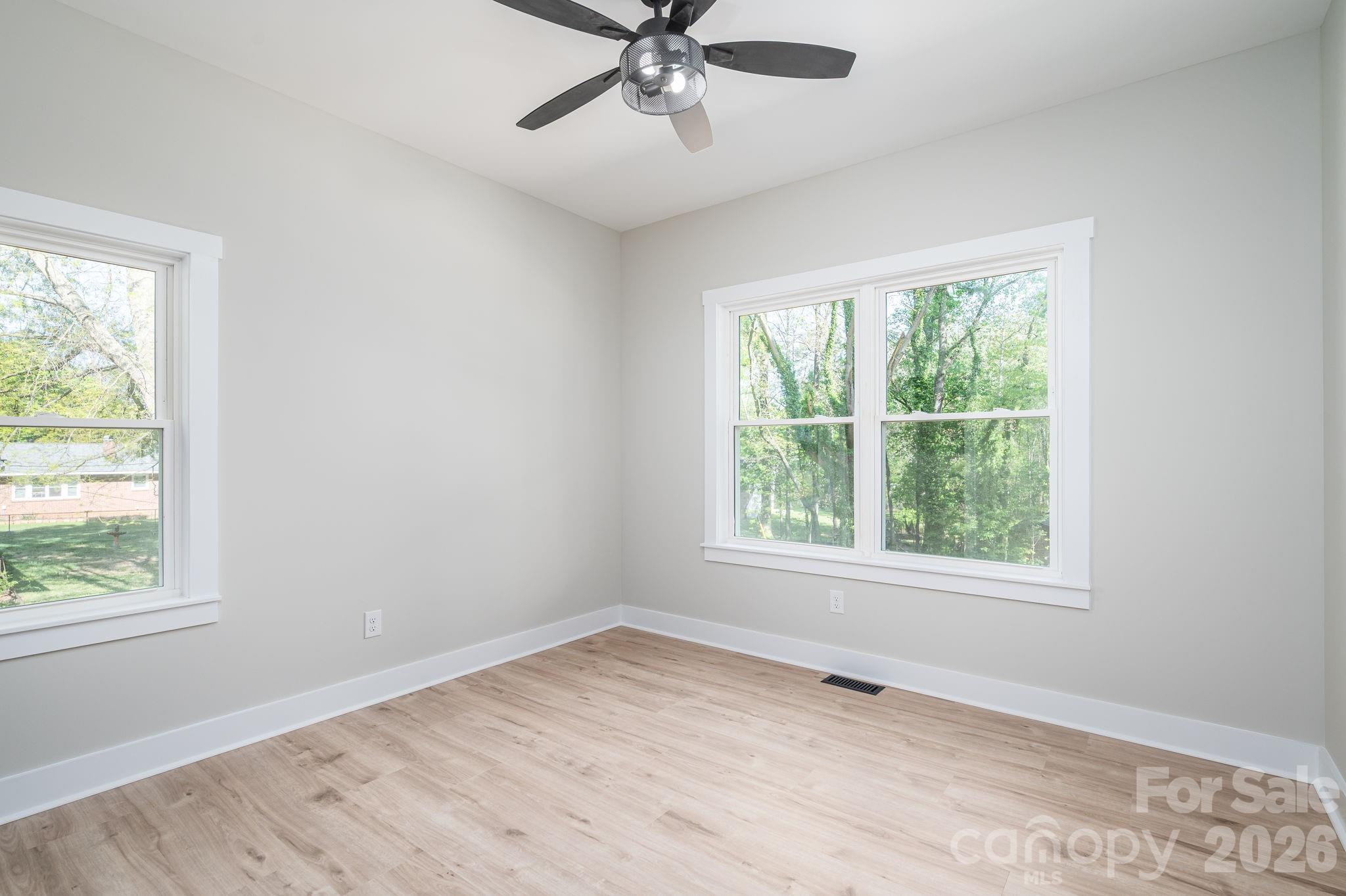 110 Johnson Lane — Cherryville