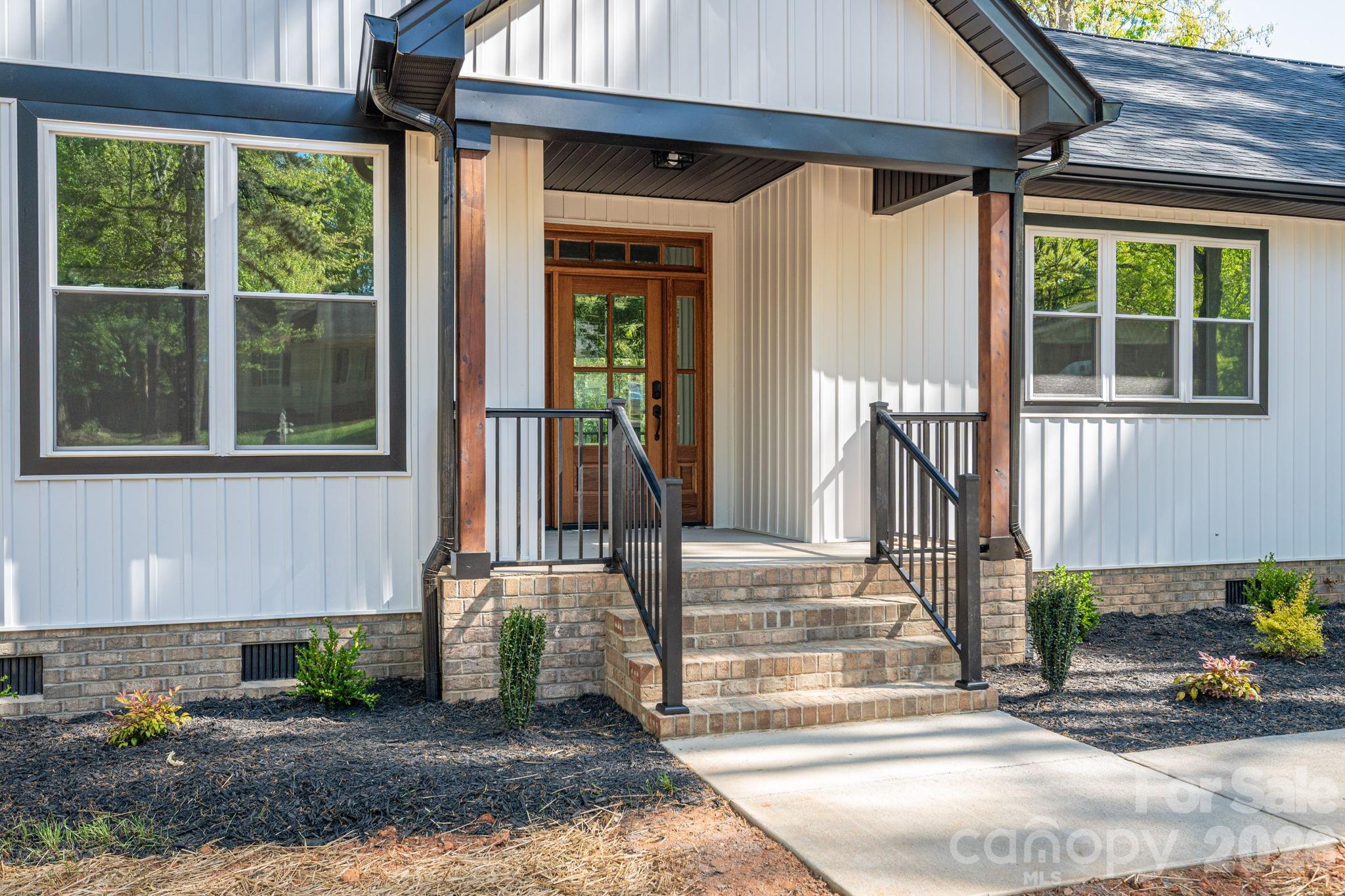 110 Johnson Lane — Cherryville