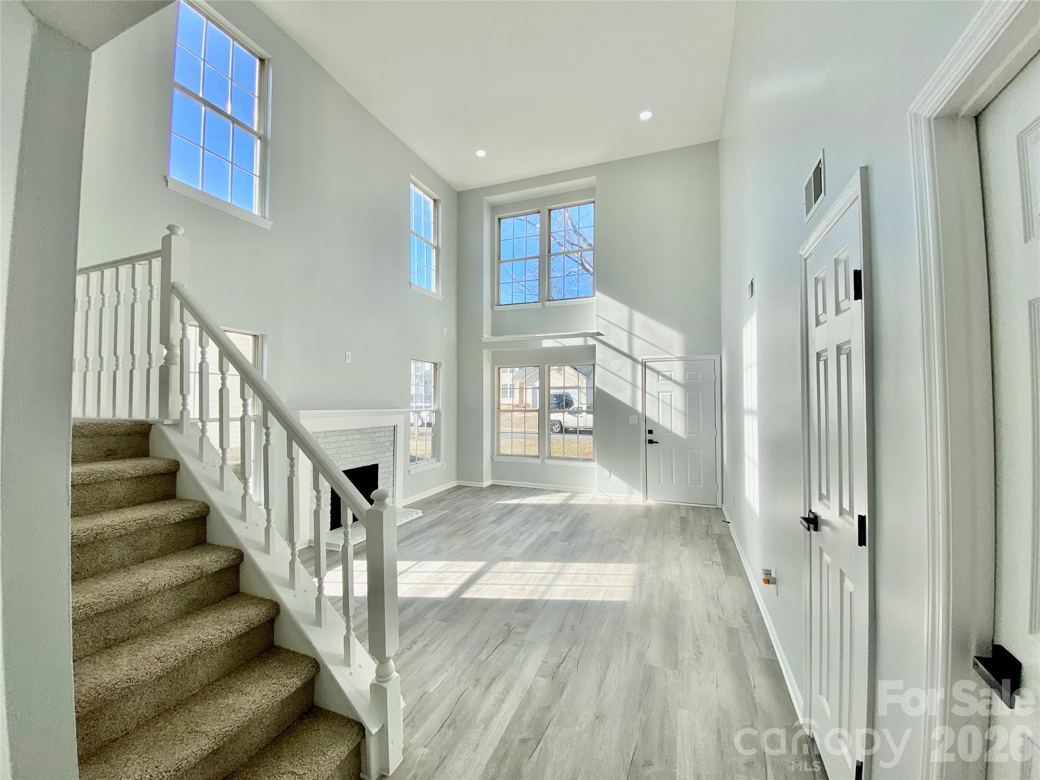 9428 White Cedar Court — Charlotte