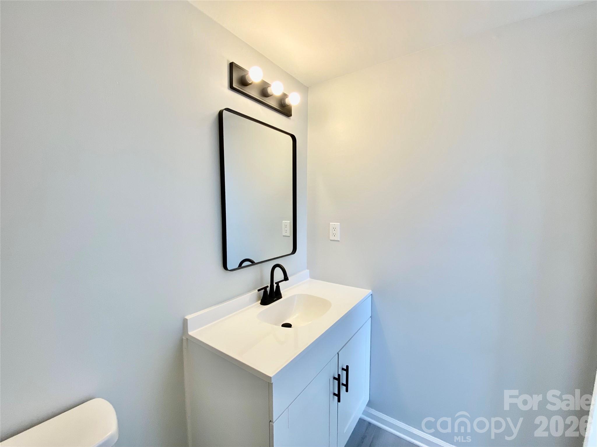 9428 White Cedar Court — Charlotte