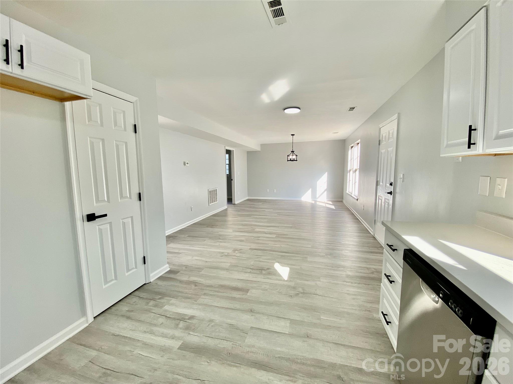 9428 White Cedar Court — Charlotte