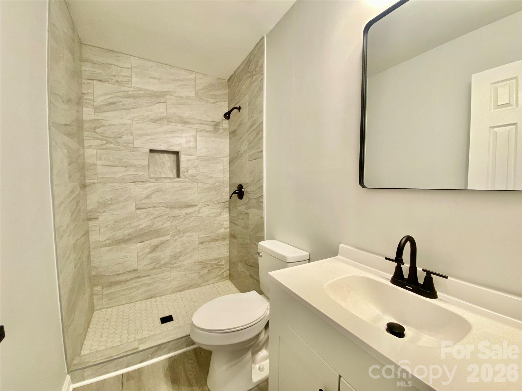 9428 White Cedar Court — Charlotte