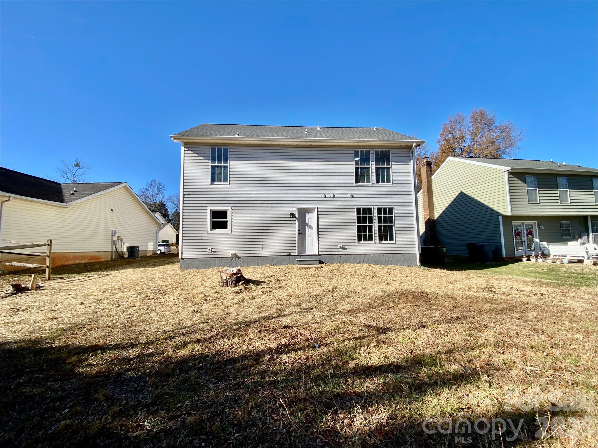 9428 White Cedar Court — Charlotte