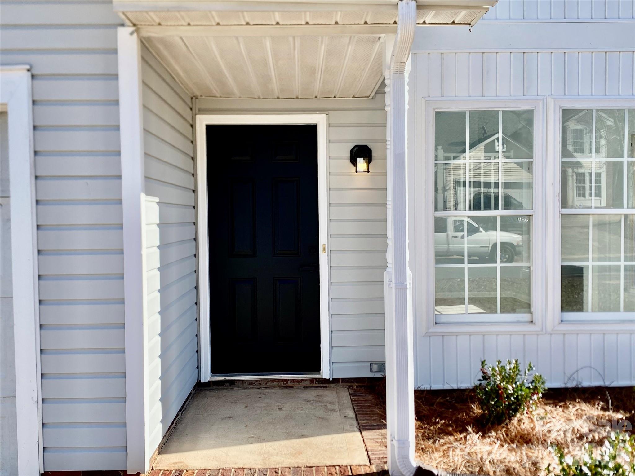 9428 White Cedar Court — Charlotte
