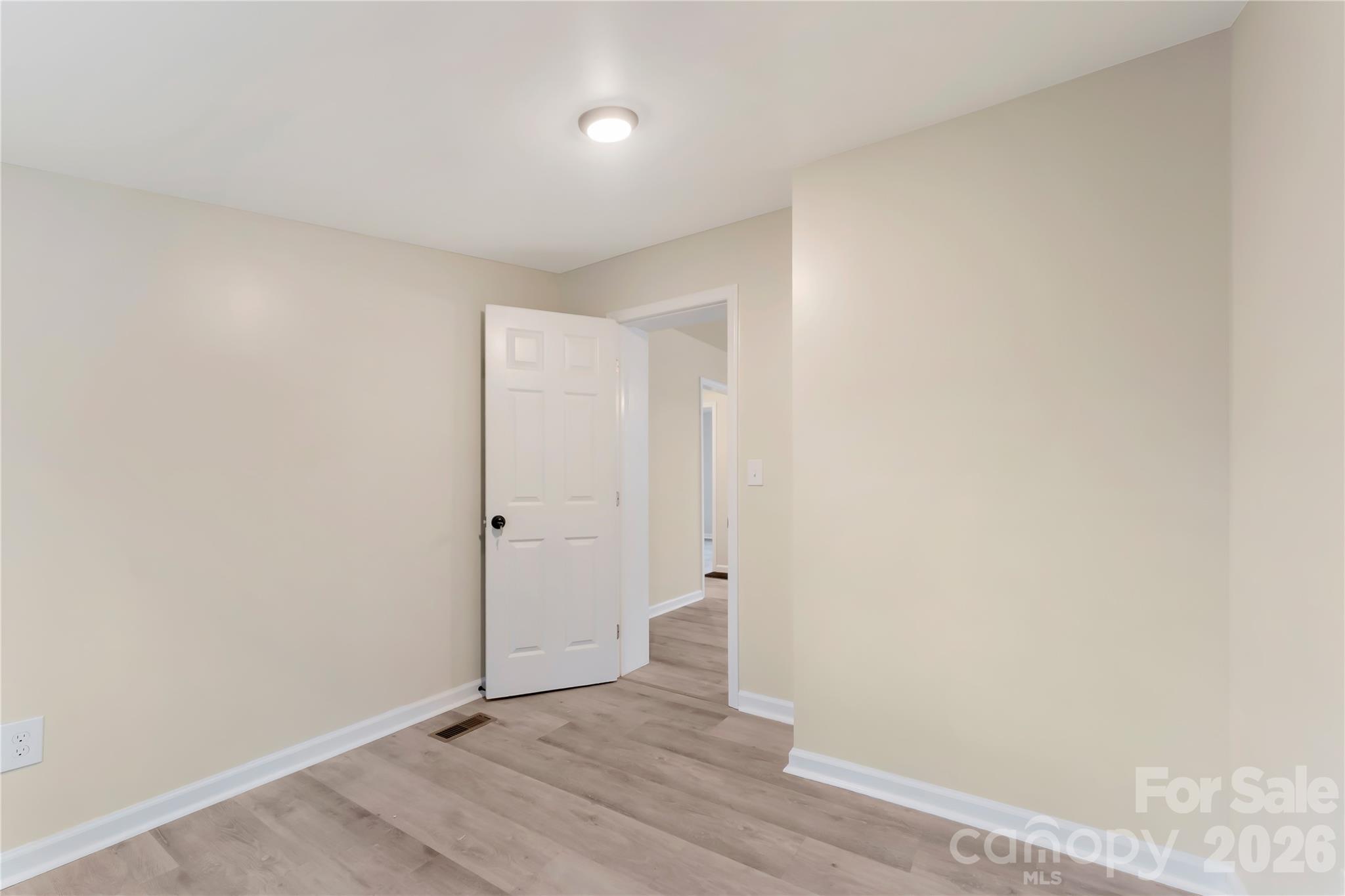109 N Belvedere Avenue — Gastonia