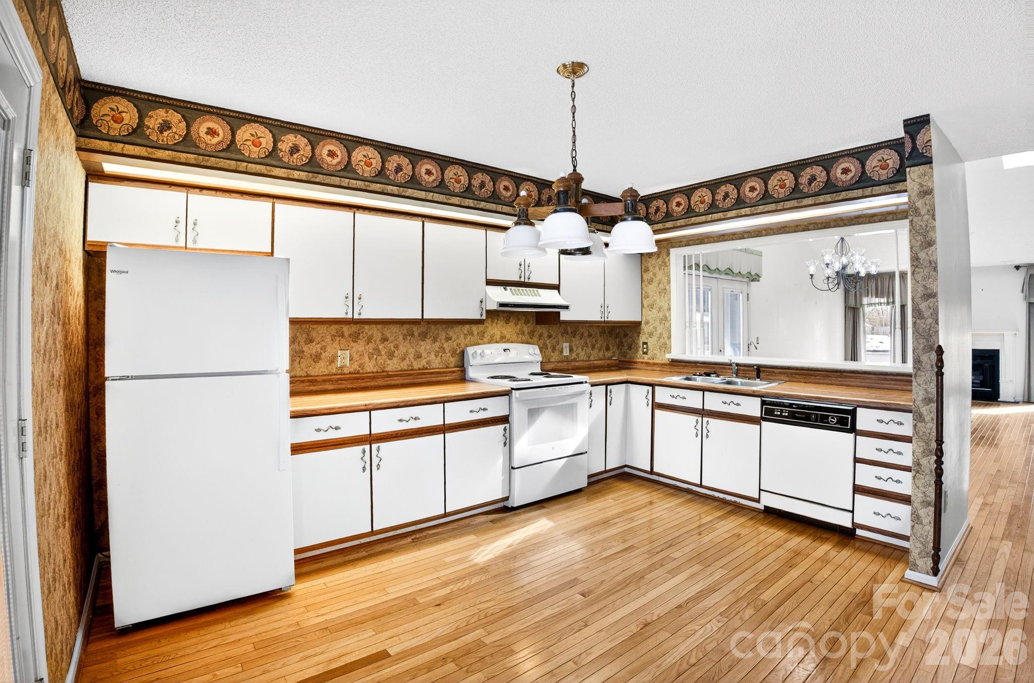 703 Independence Trail — Morganton