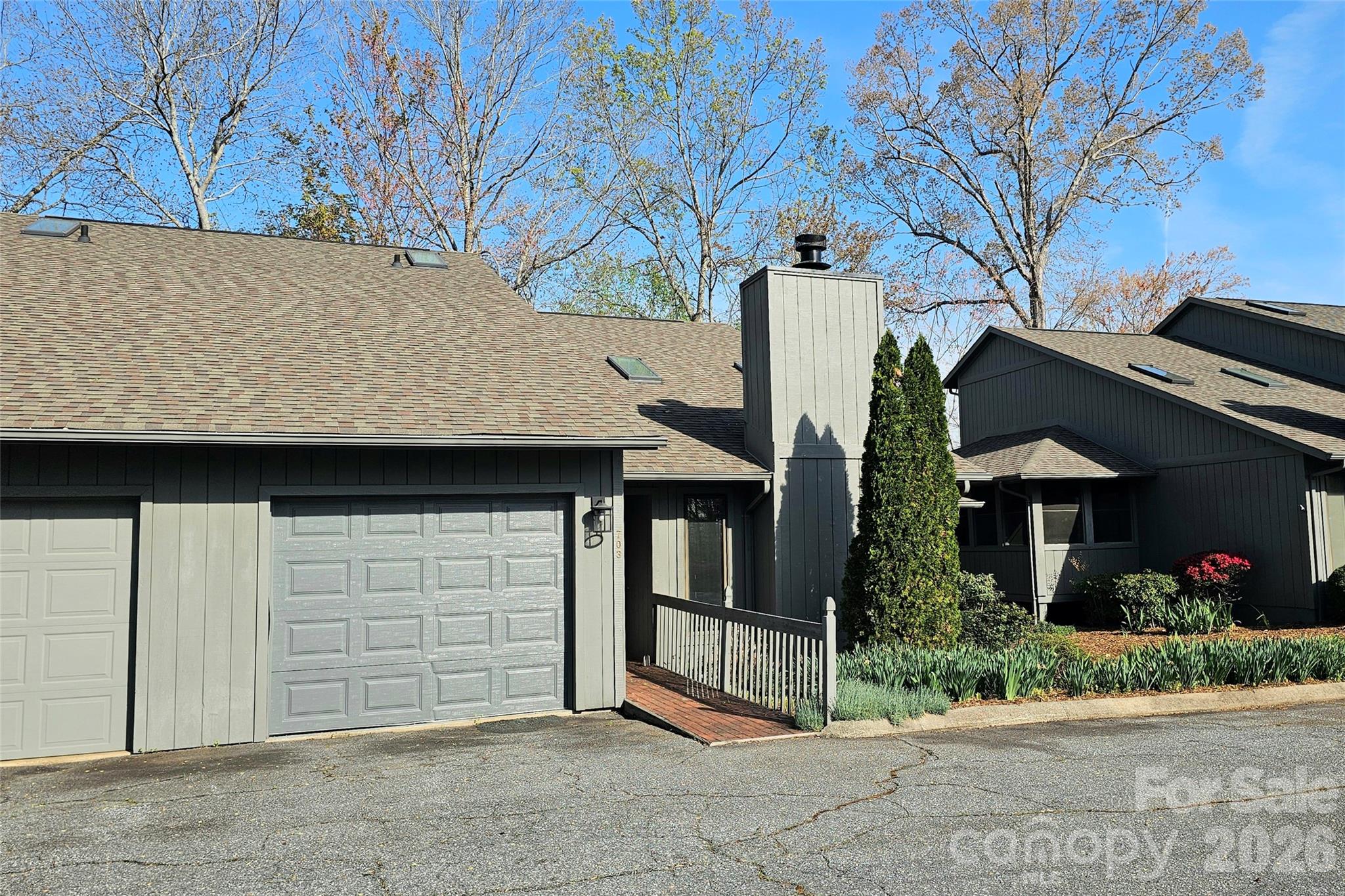 703 Independence Trail — Morganton